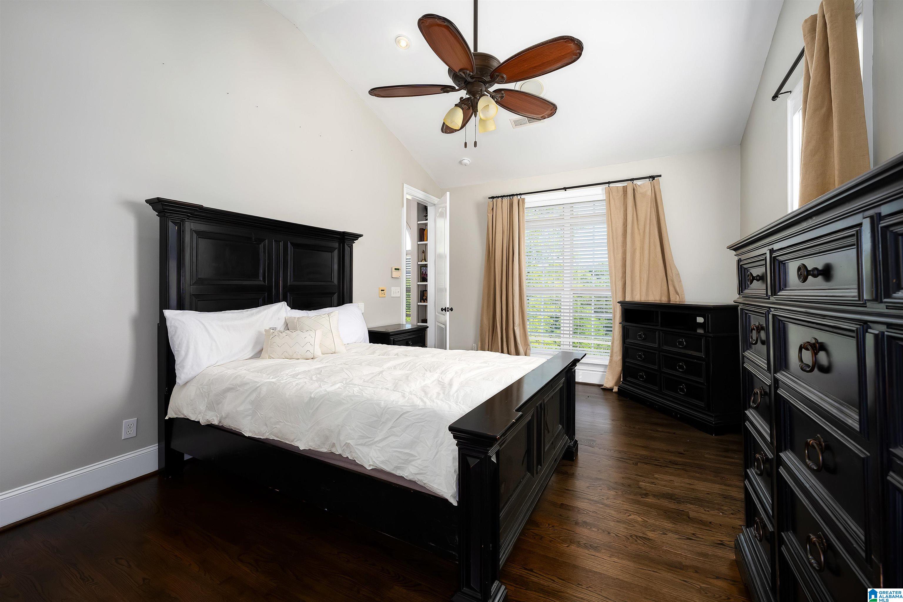 2109 BOWMAN CIRCLE