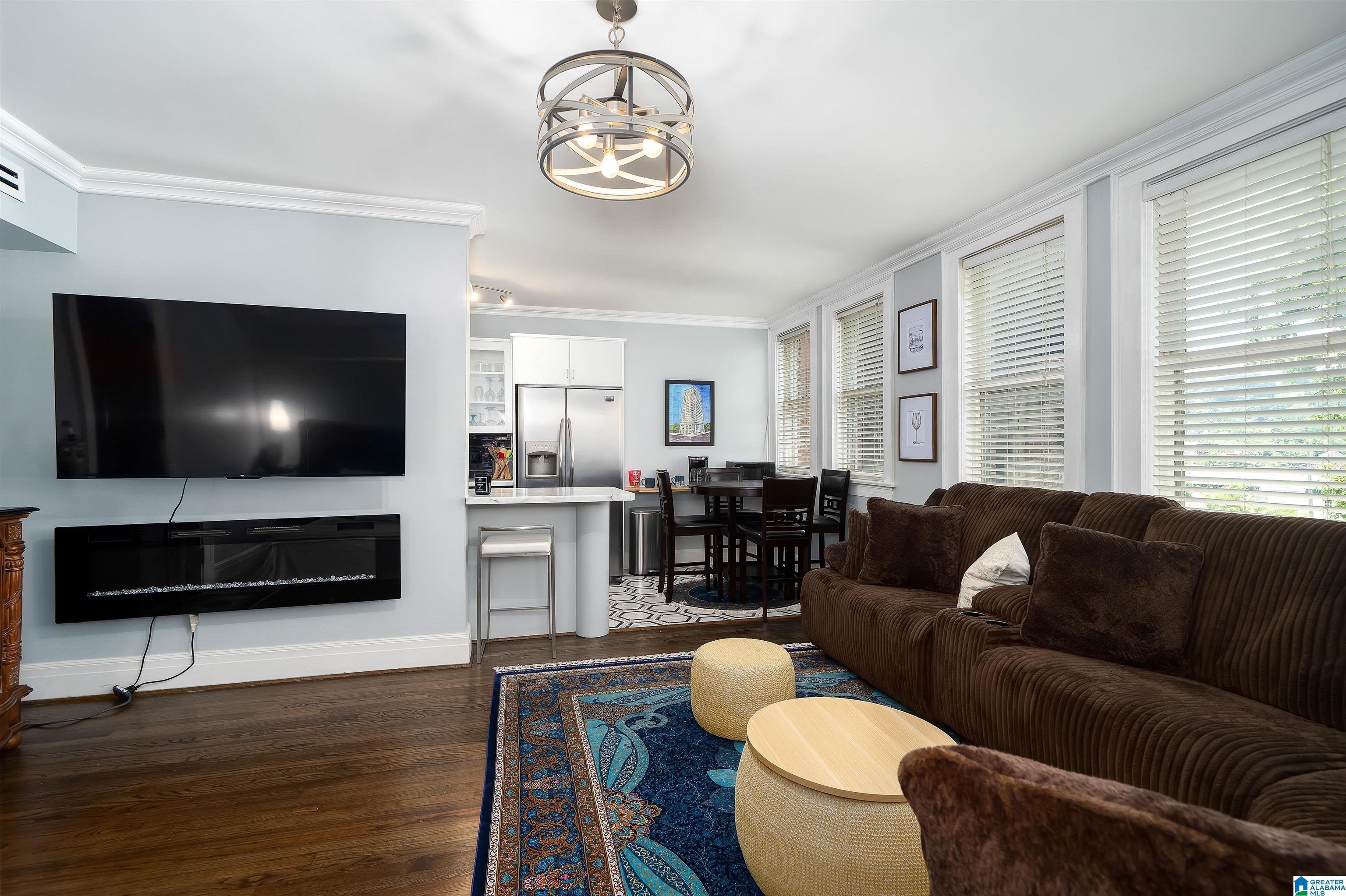2250 HIGHLAND AVENUE S 51