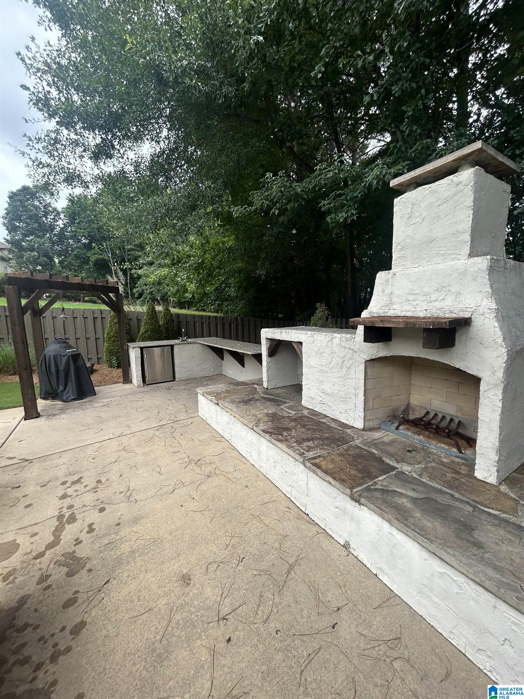 171 MIDDLE RIDGE DRIVE