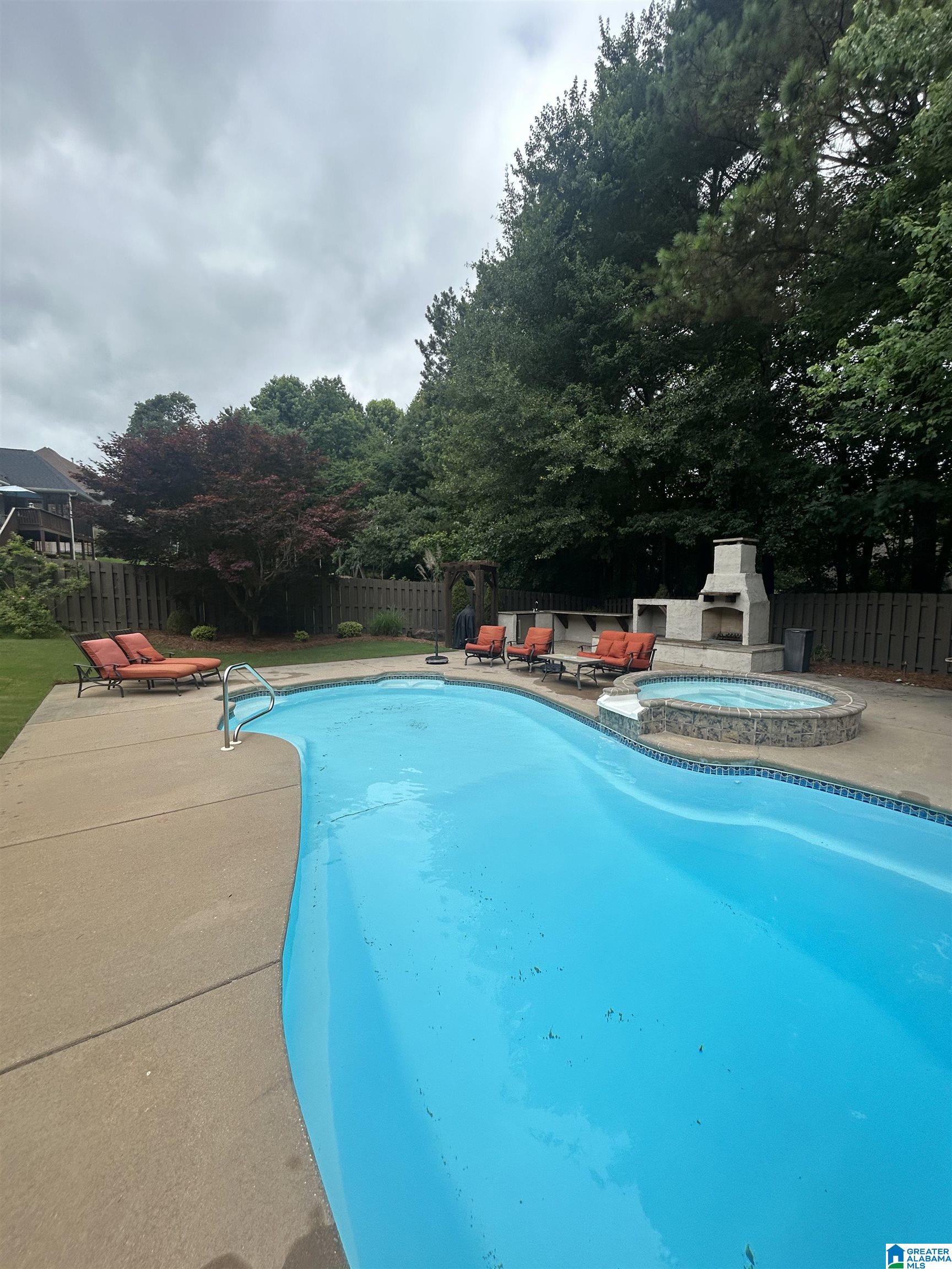 171 MIDDLE RIDGE DRIVE