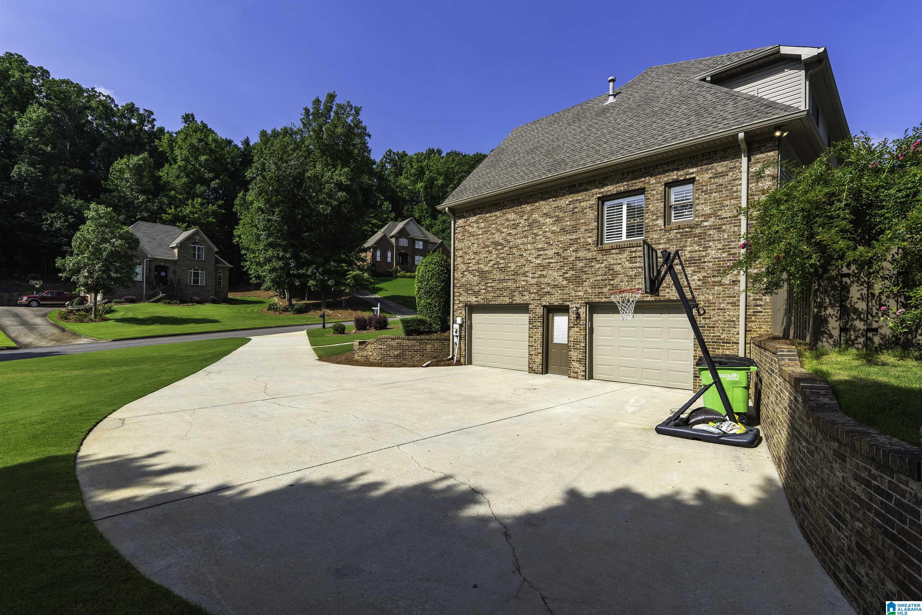 171 MIDDLE RIDGE DRIVE