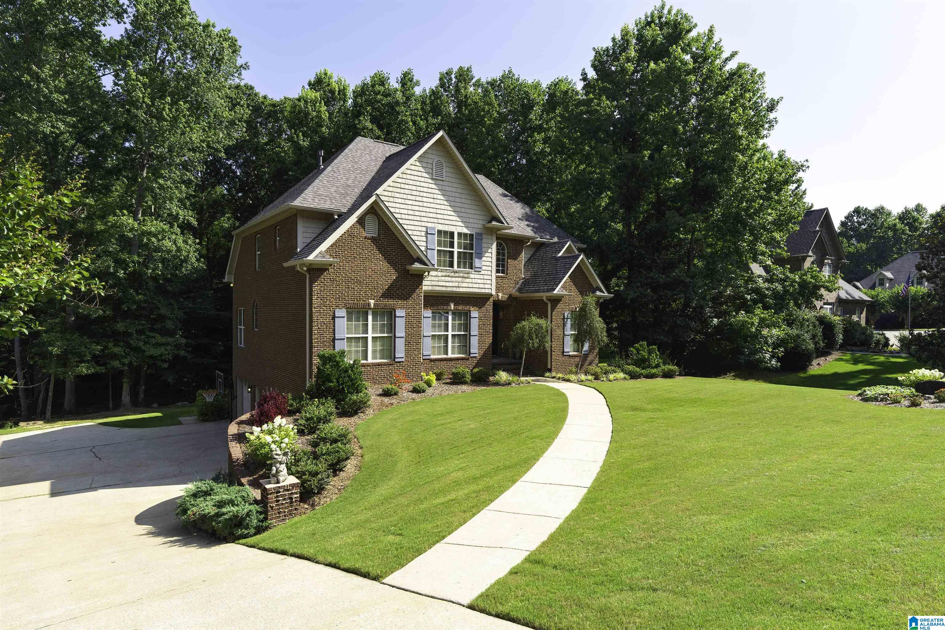 325 MIDDLE RIDGE DRIVE