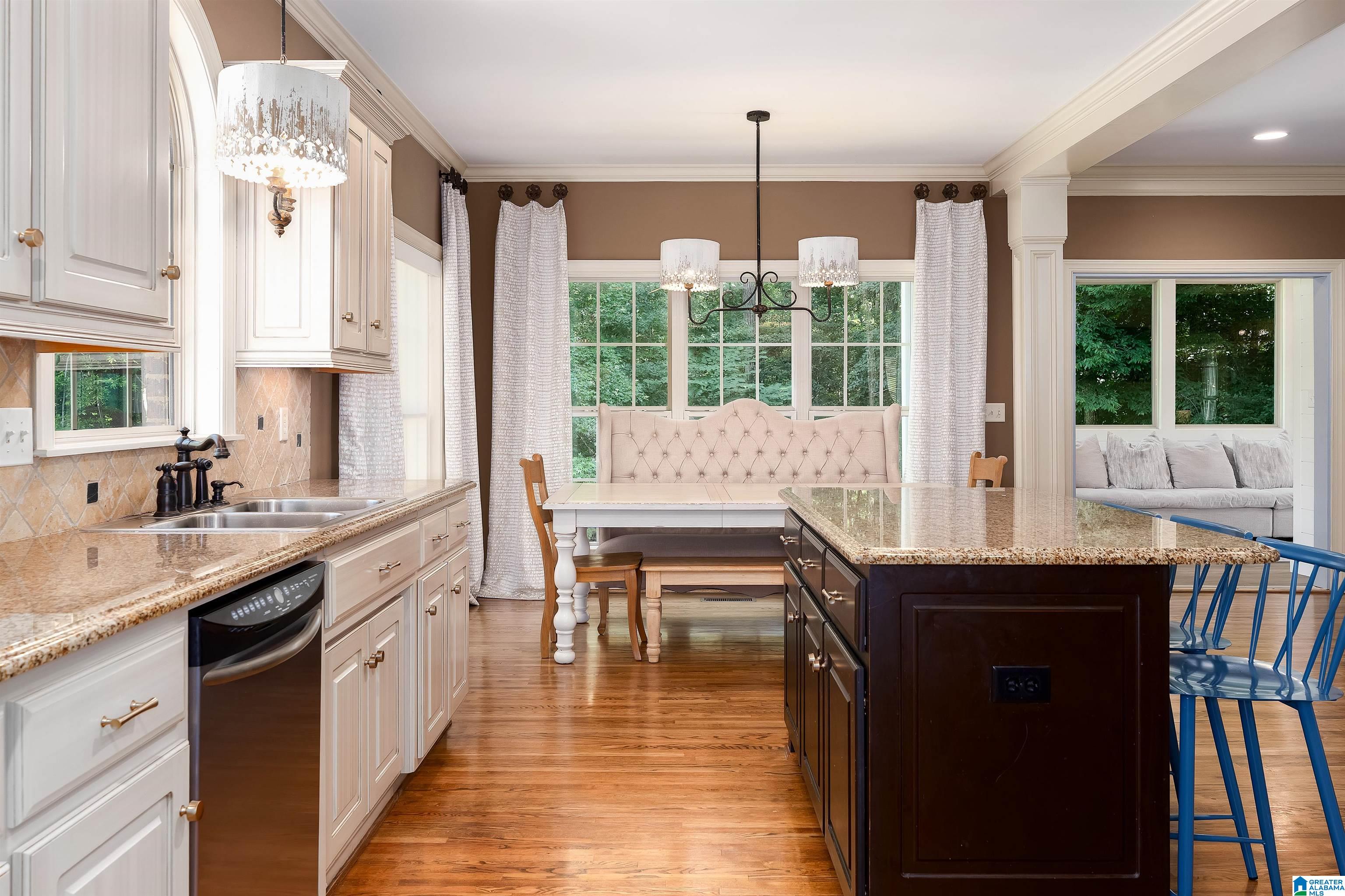325 MIDDLE RIDGE DRIVE