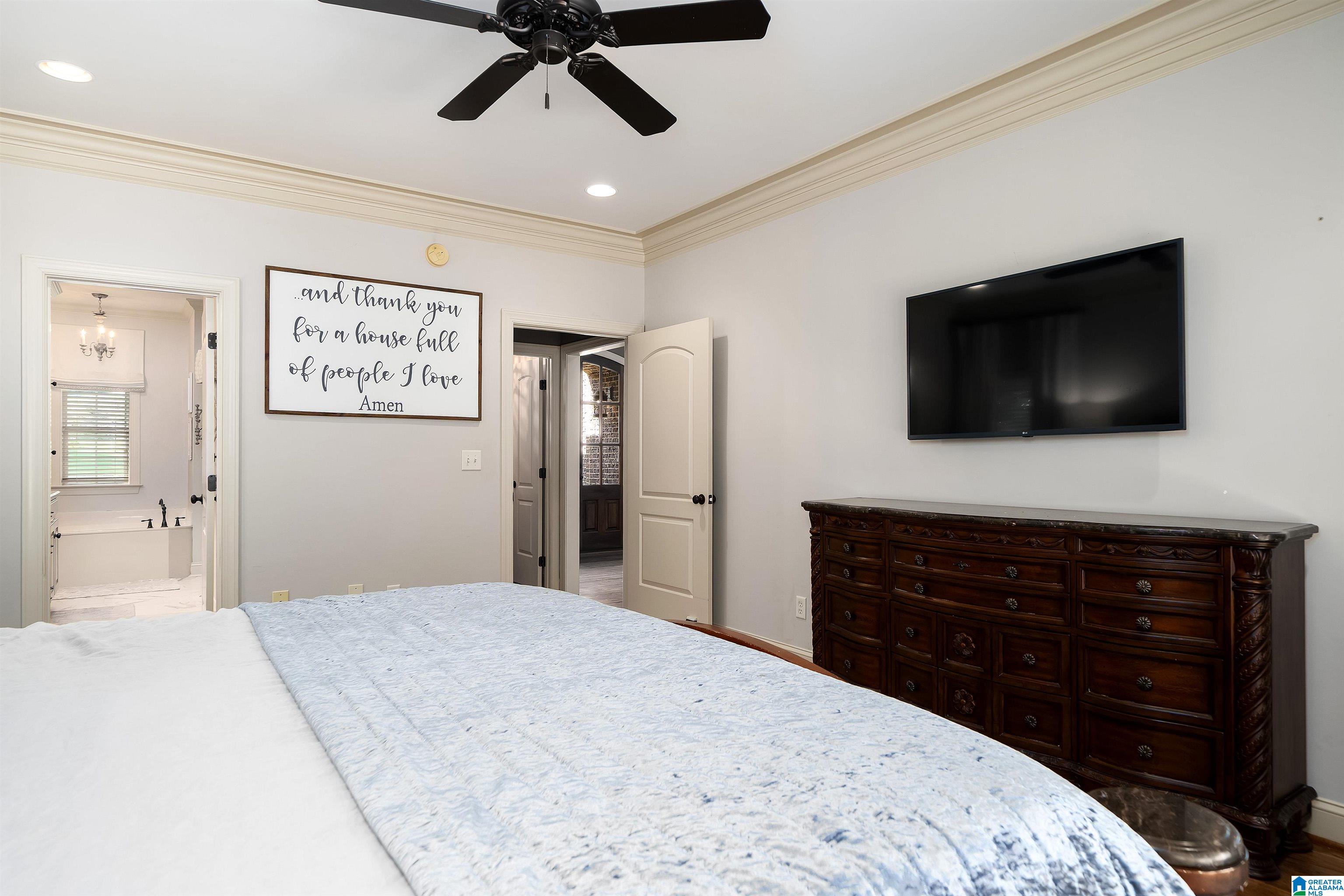 325 MIDDLE RIDGE DRIVE