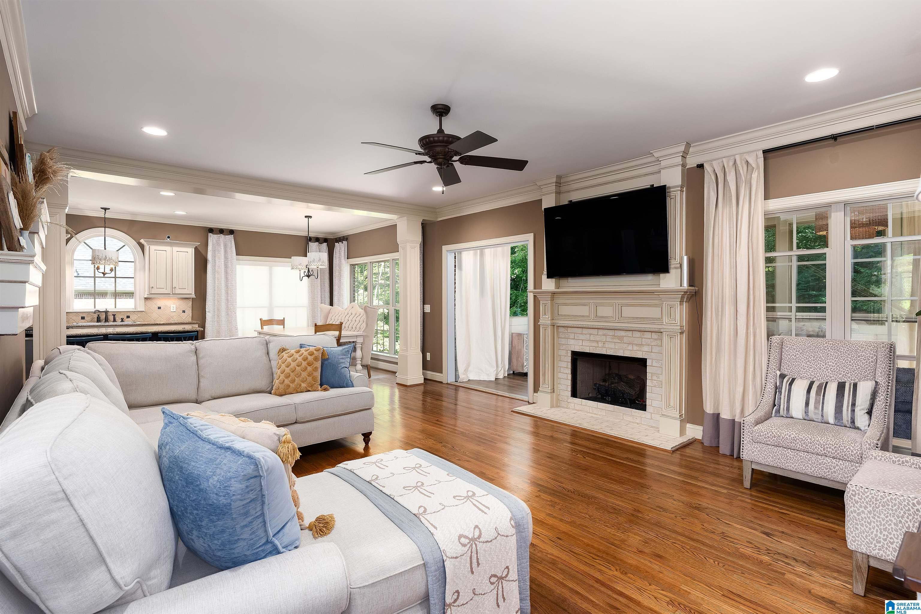 325 MIDDLE RIDGE DRIVE