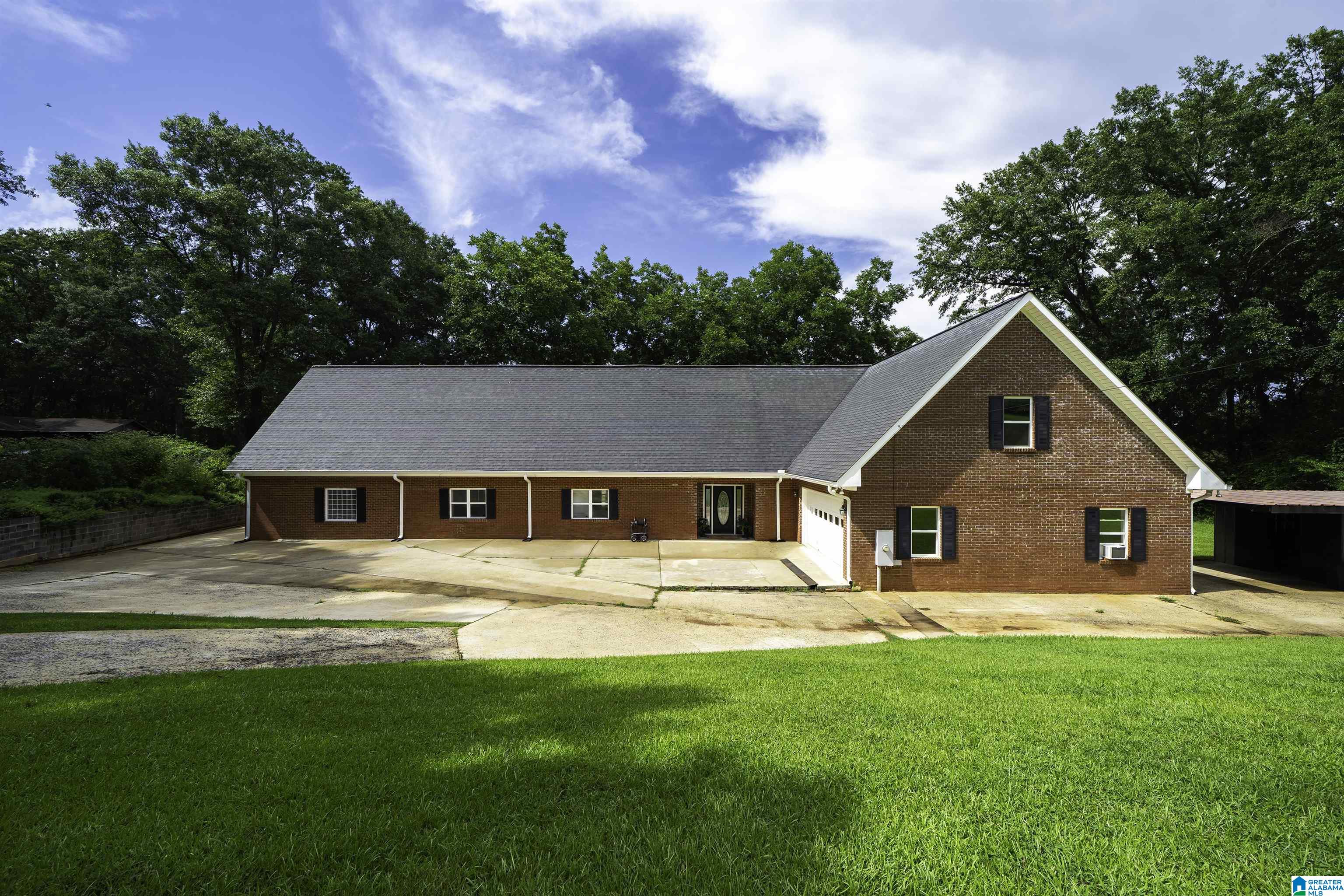 2715 HAMILTON ROAD