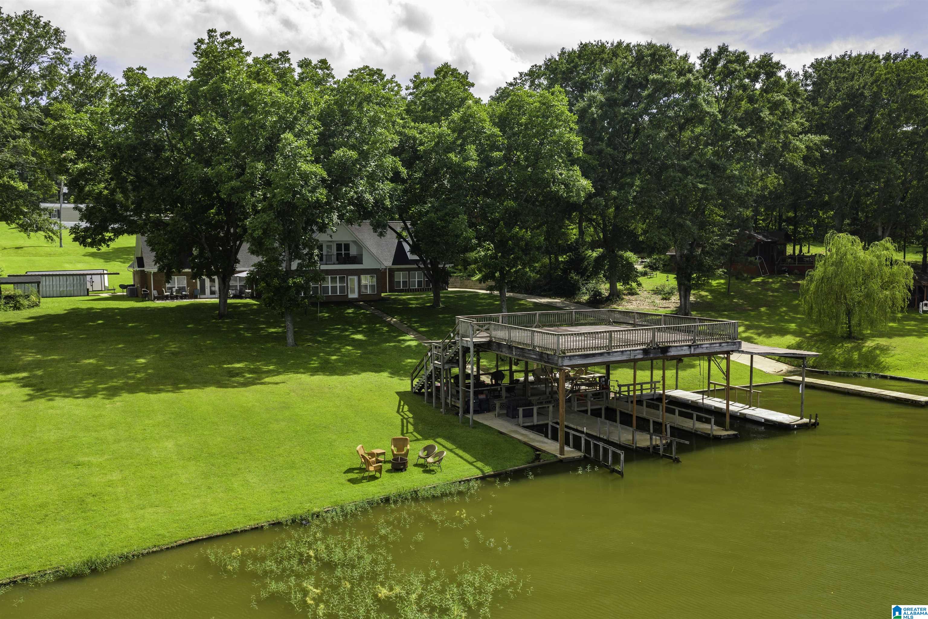 2715 HAMILTON ROAD
