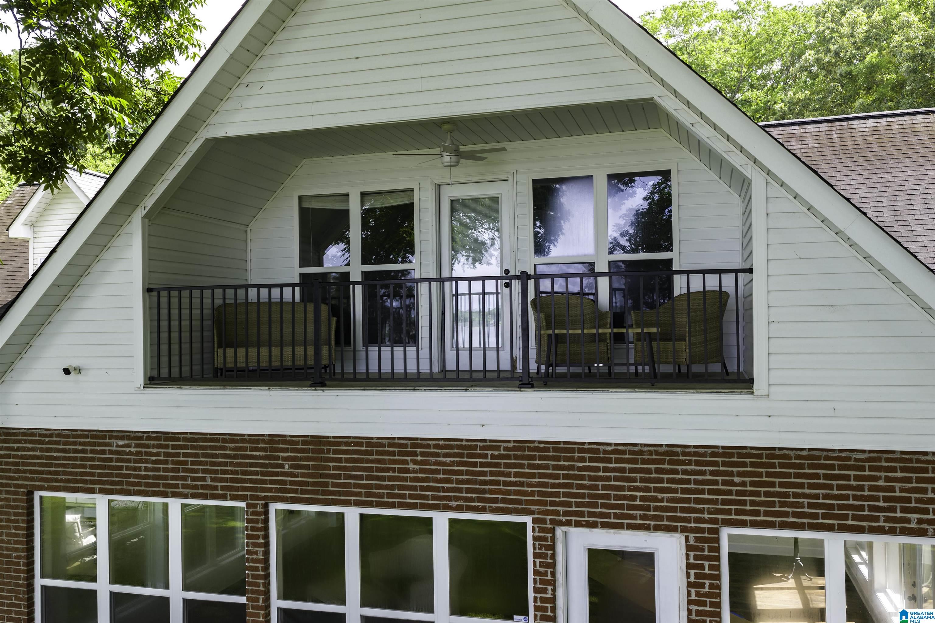 2715 HAMILTON ROAD