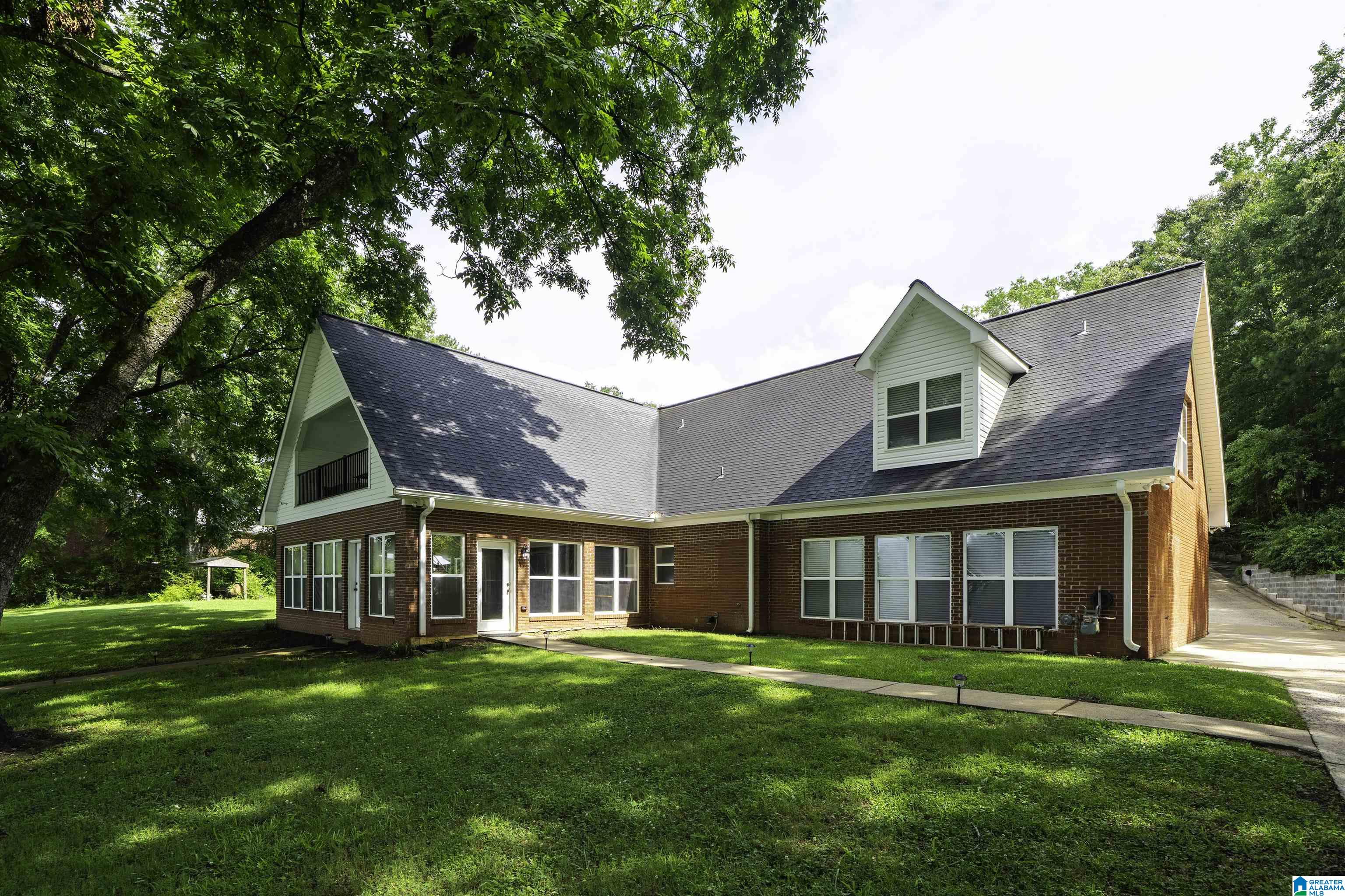 2715 HAMILTON ROAD
