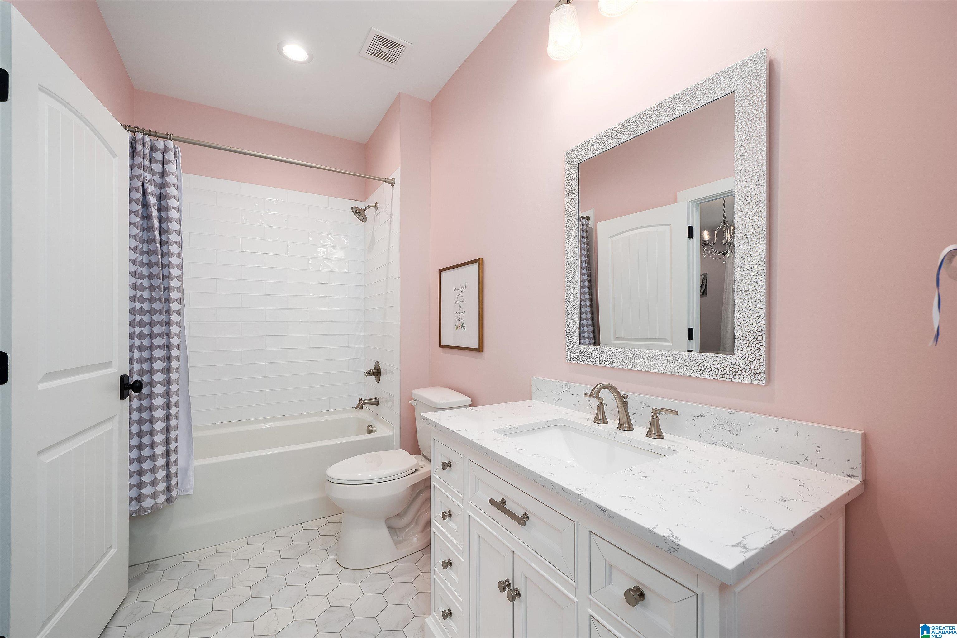 5805 DEERFOOT COURT
