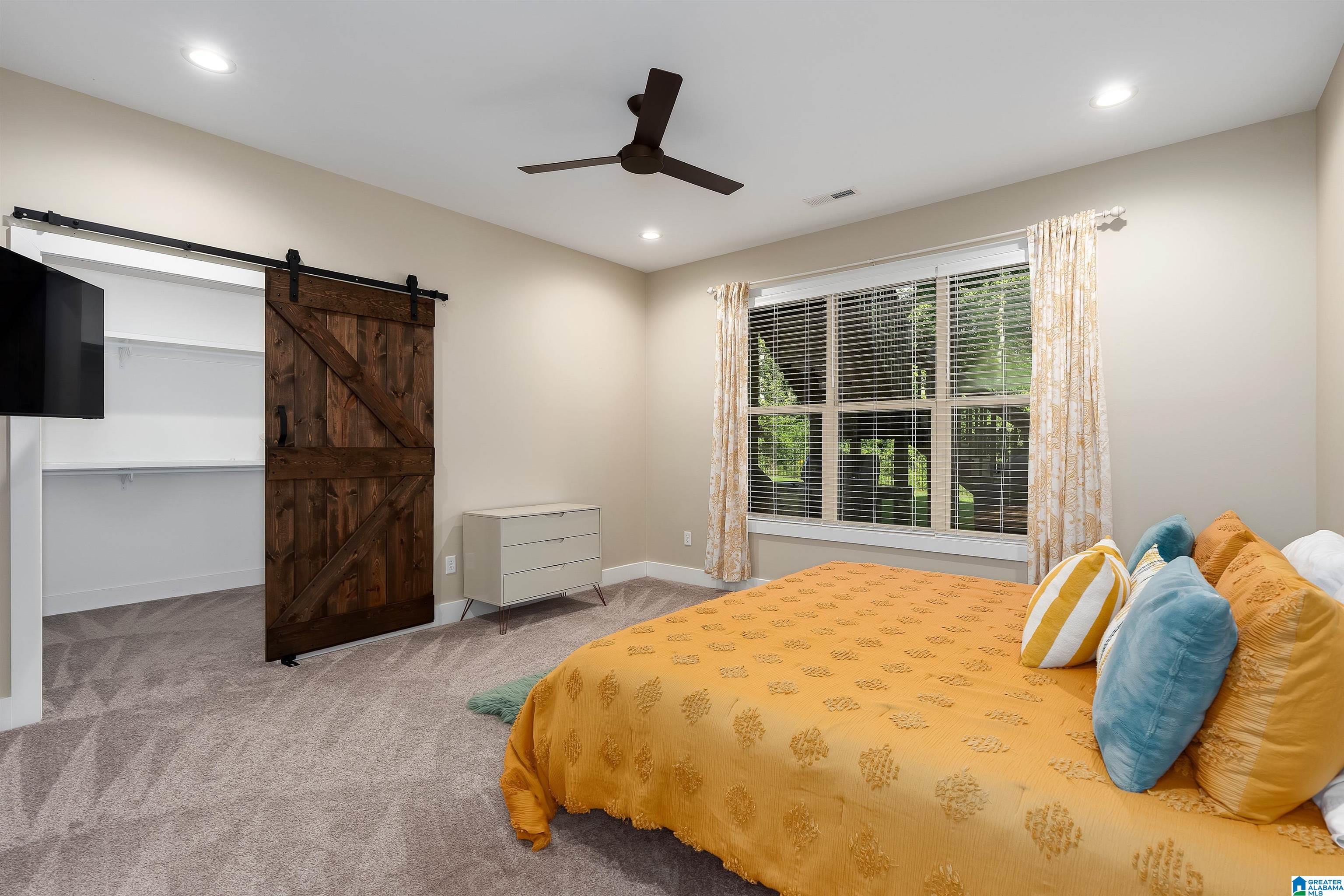5805 DEERFOOT COURT