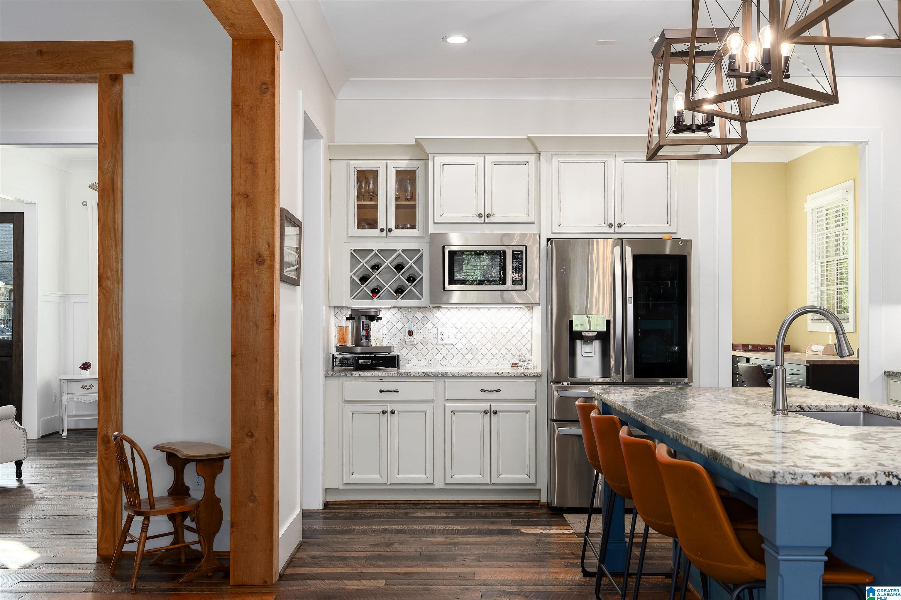 5805 DEERFOOT COURT