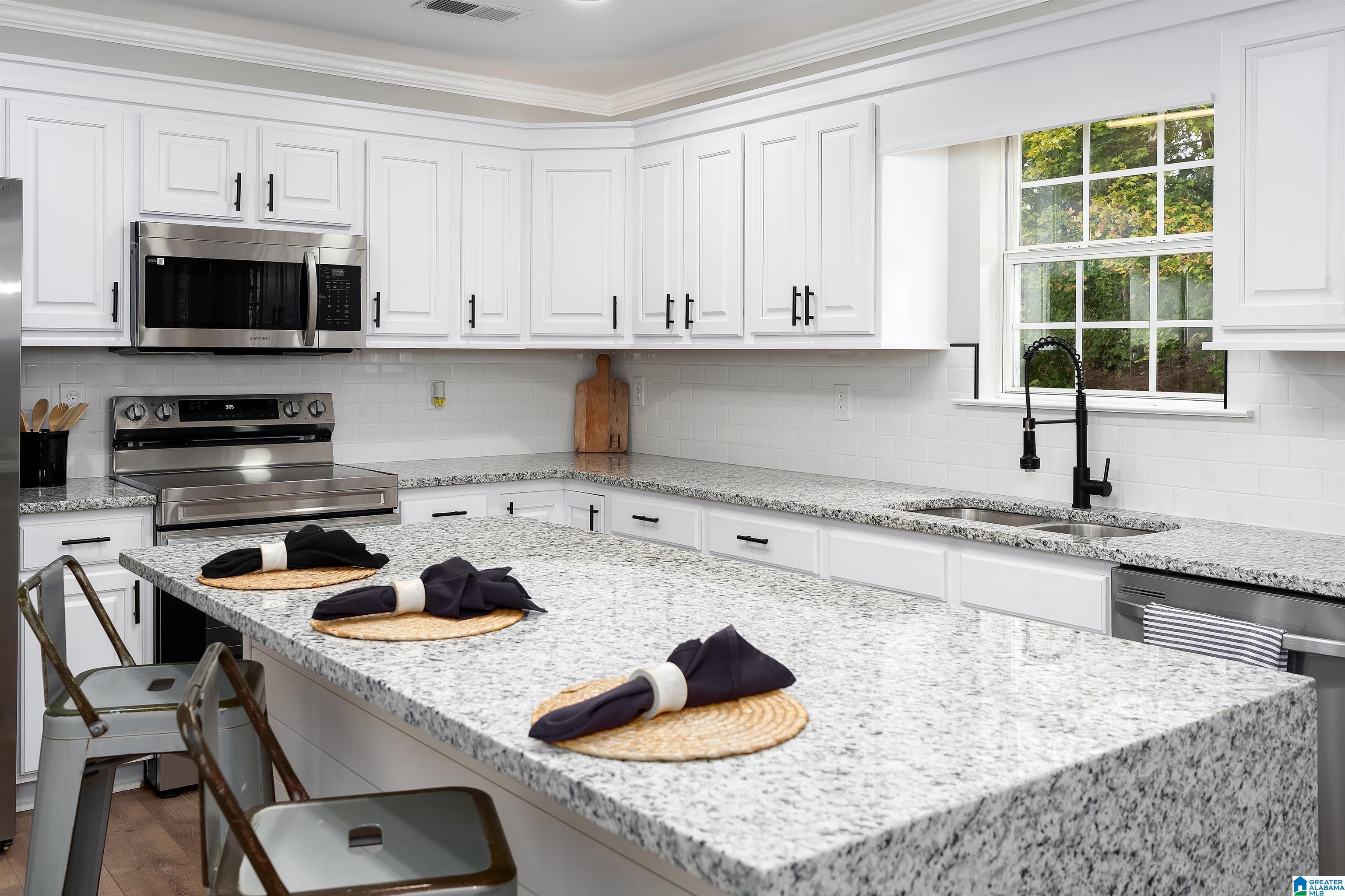 121 CEDAR GROVE PARKWAY