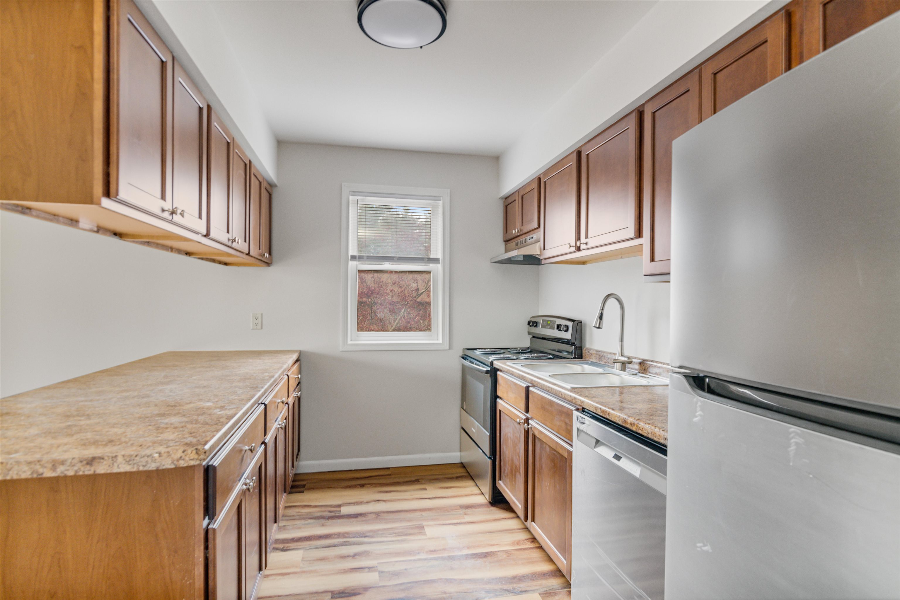 602 Baycrest Drive Unit: 602