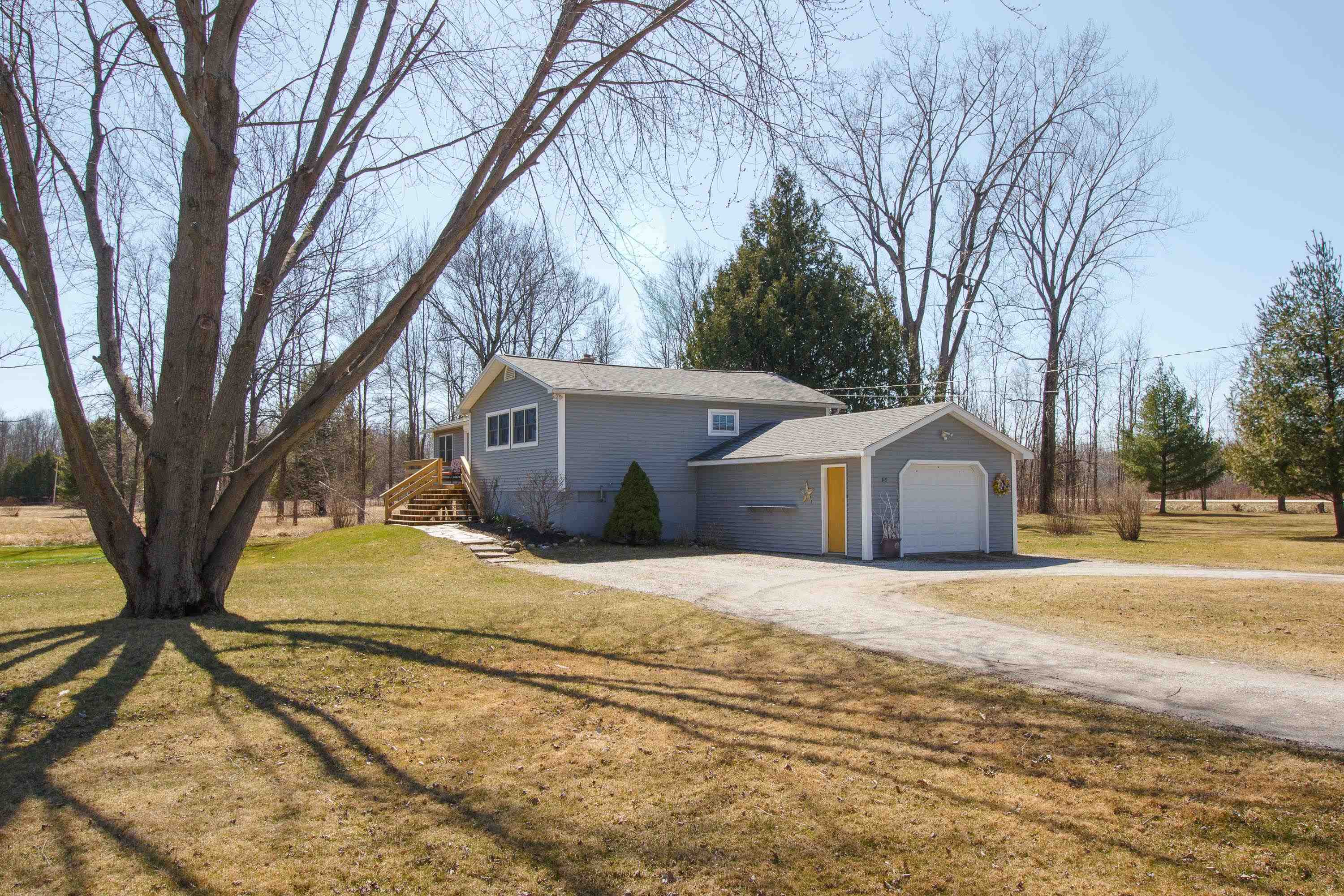 38 Holiday Point Road