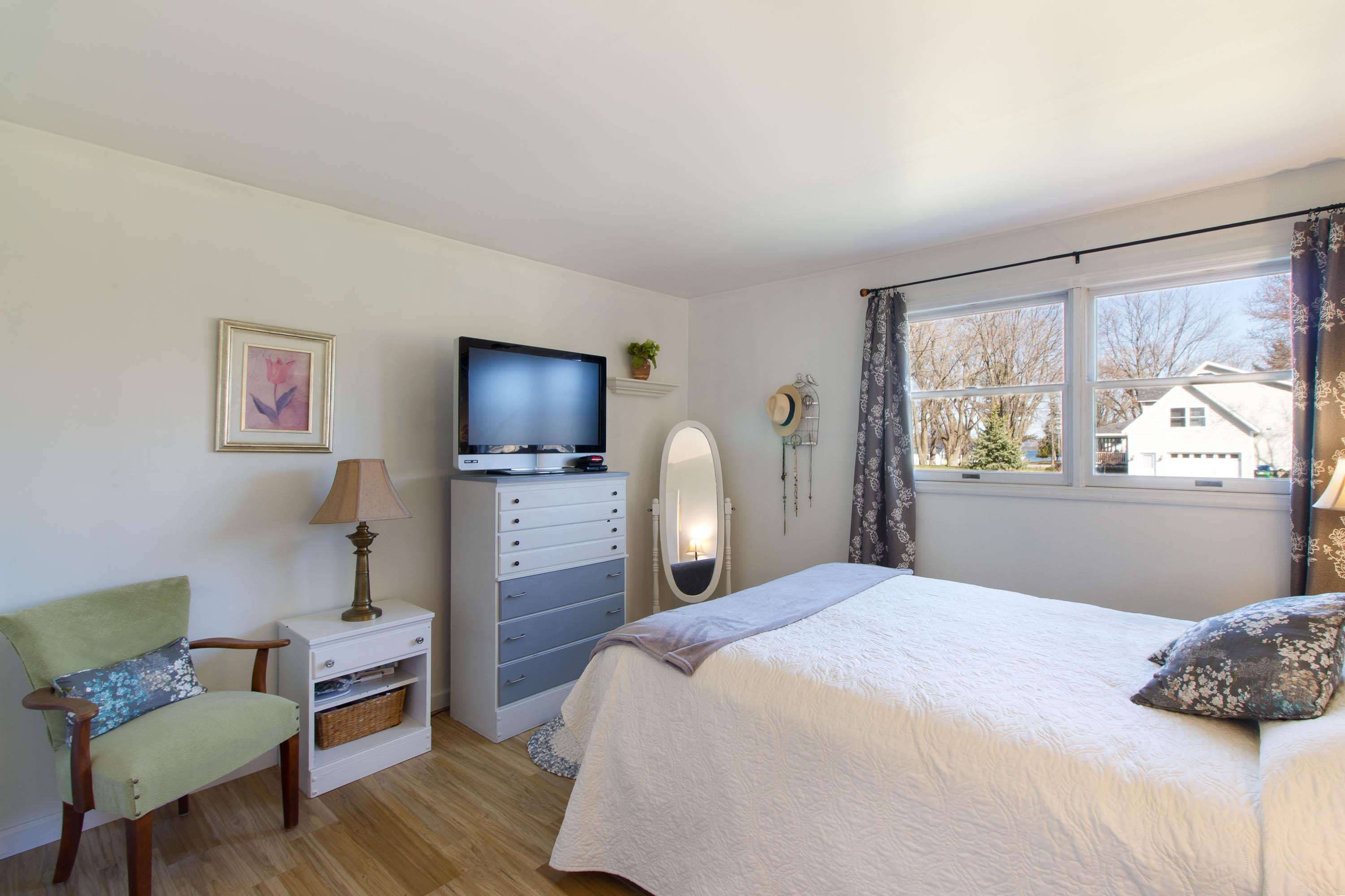 38 Holiday Point Road