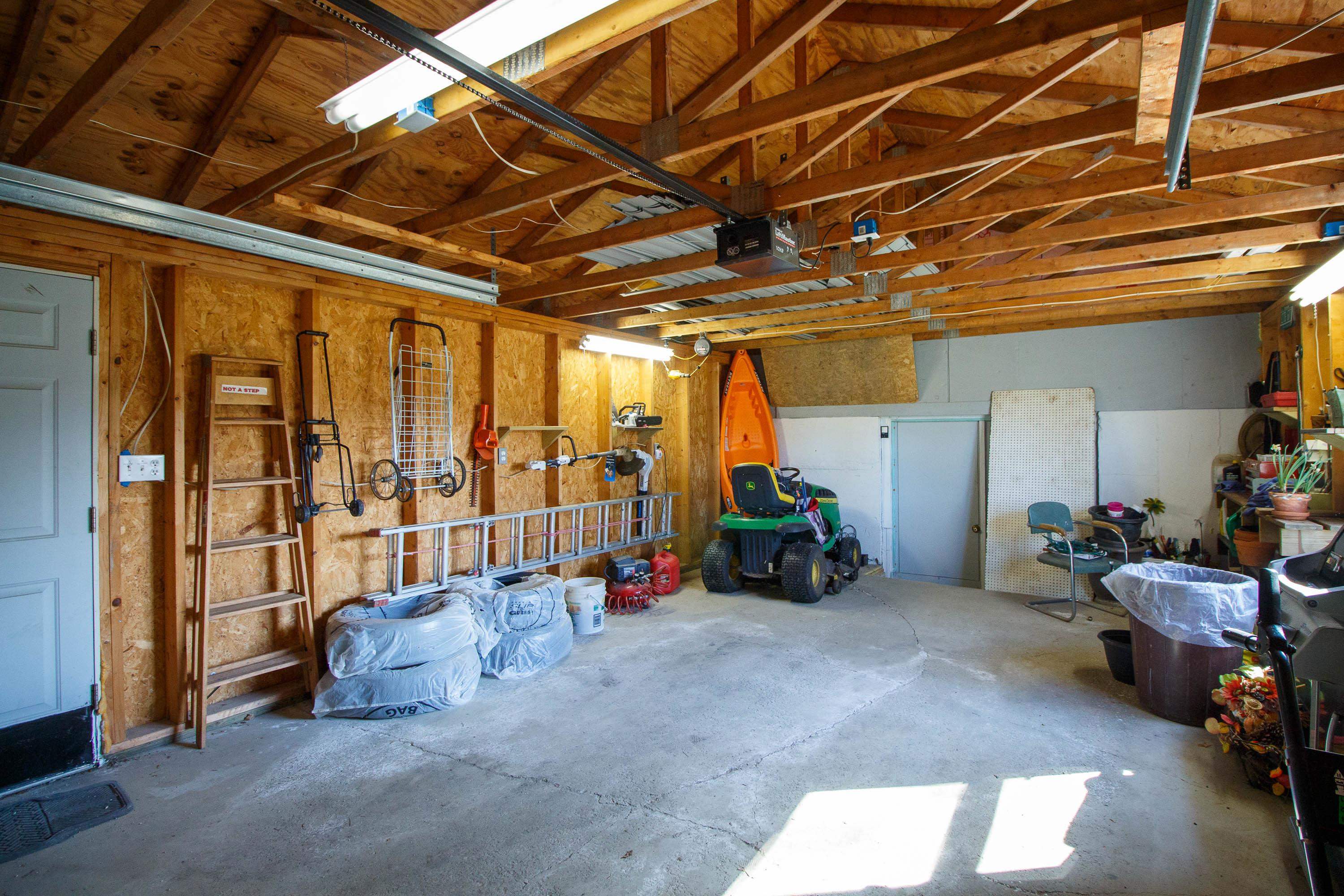 38 Holiday Point Road