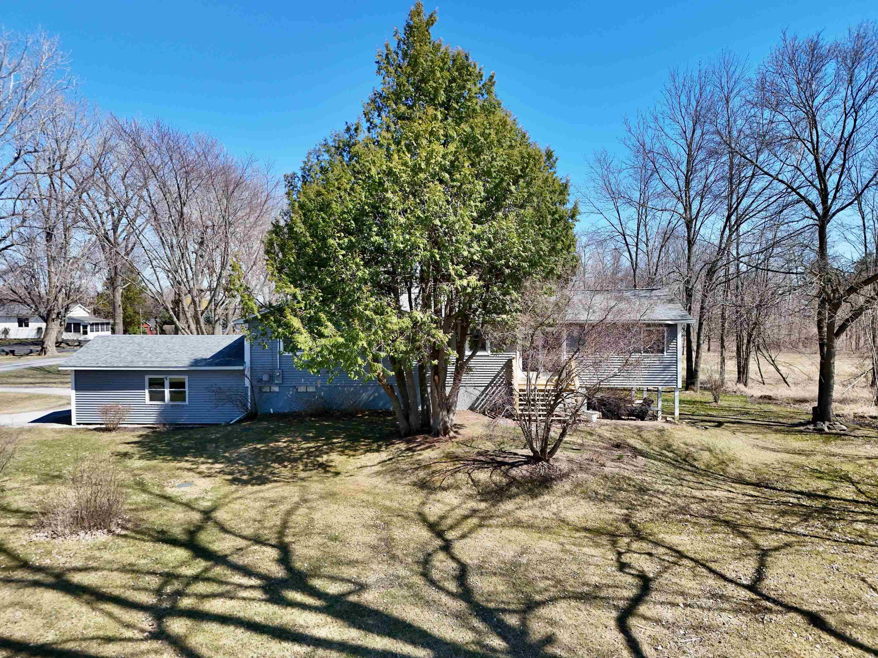 38 Holiday Point Road