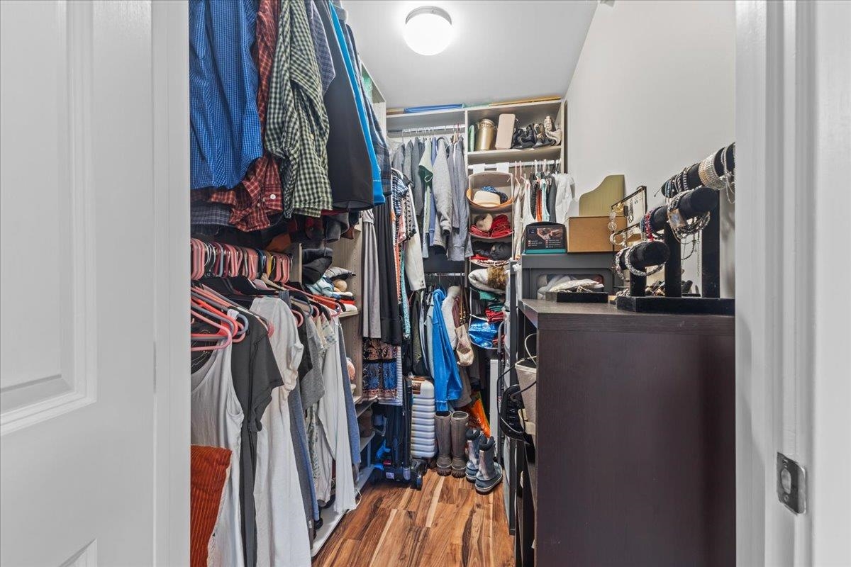 409 Farrell Street Unit: 400