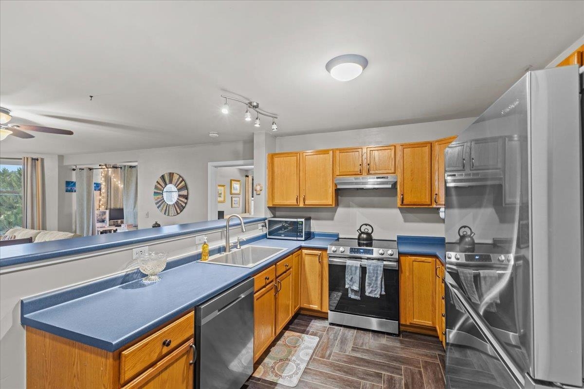 409 Farrell Street Unit: 400