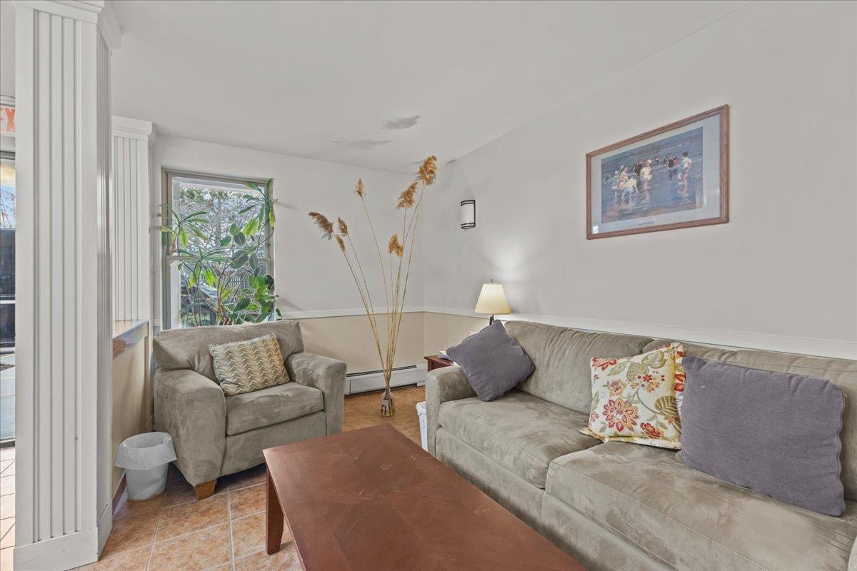 409 Farrell Street Unit: 400