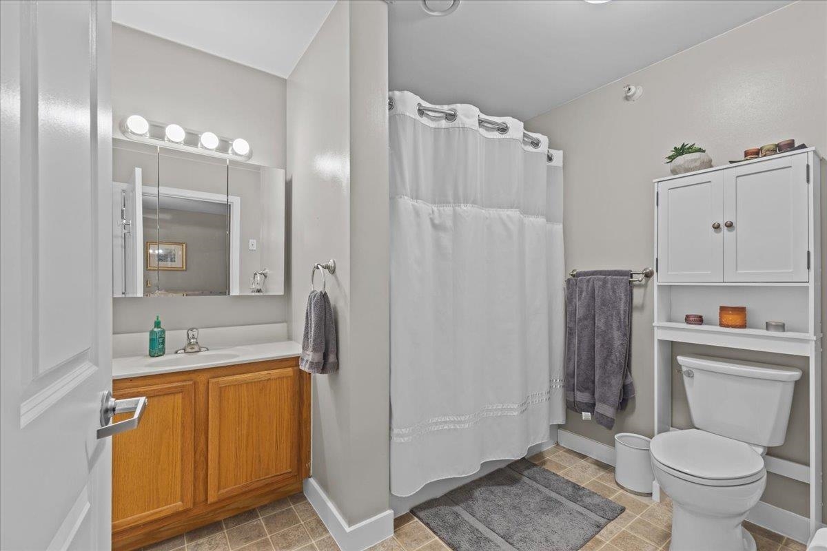 409 Farrell Street Unit: 400