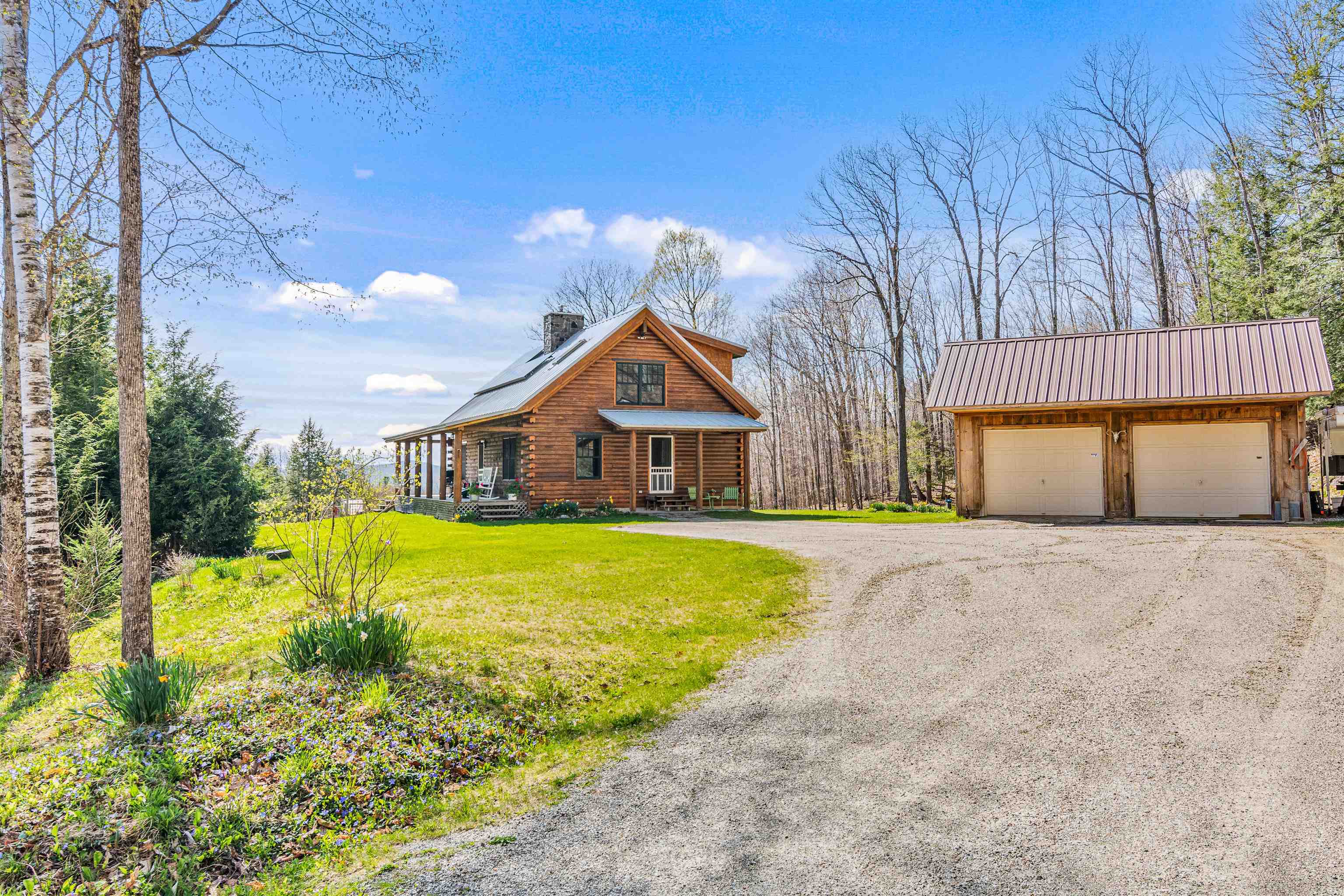 1011 Happy Hollow Road