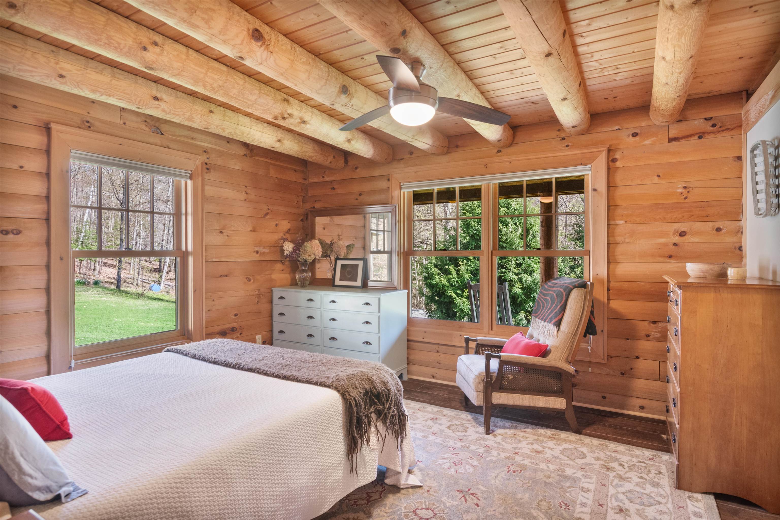 1011 Happy Hollow Road