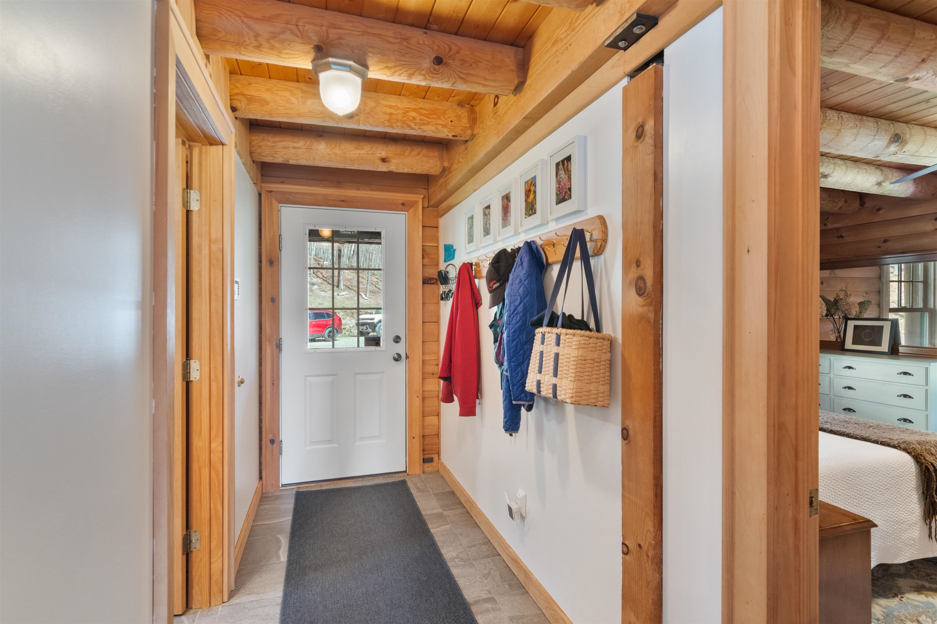 1011 Happy Hollow Road