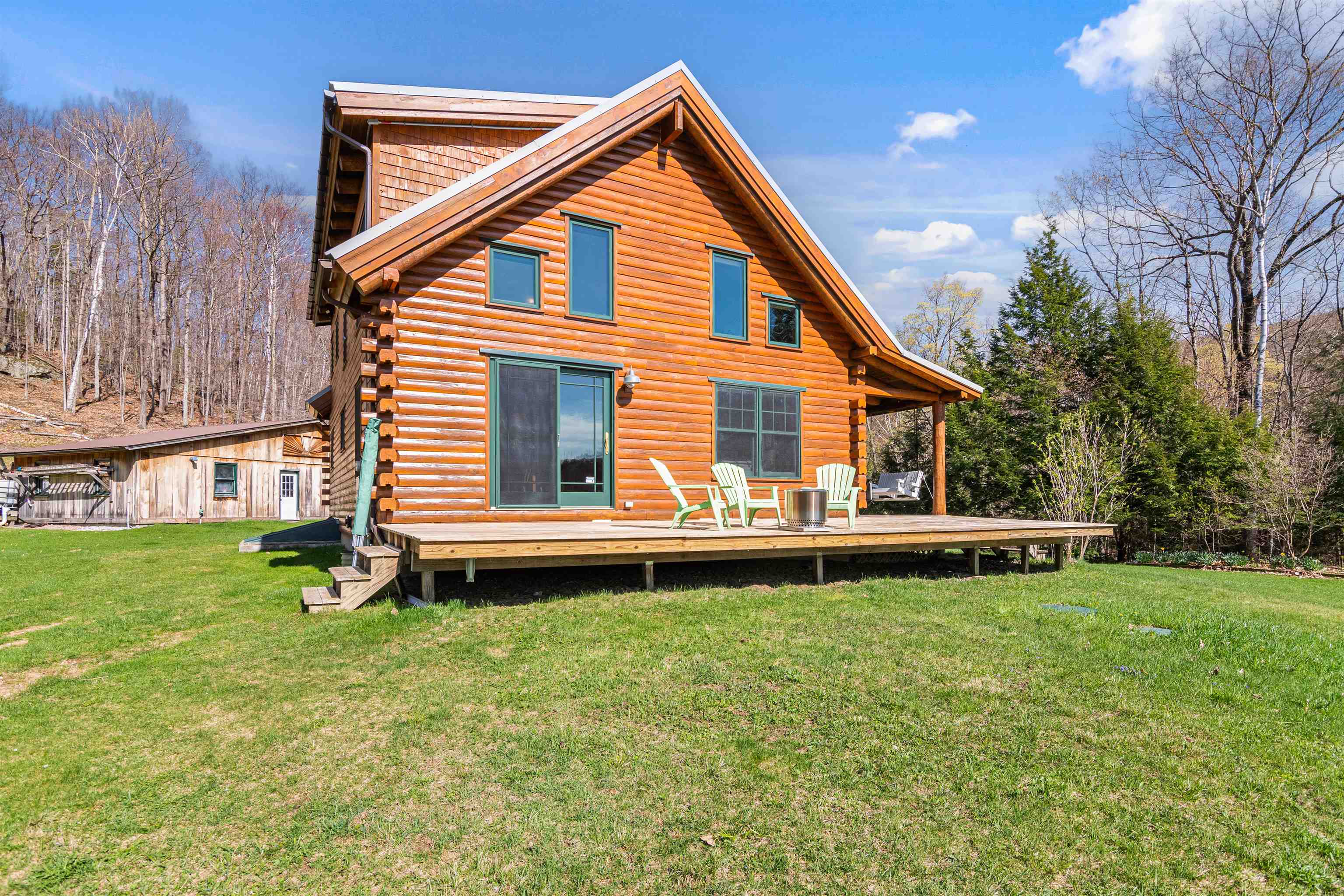 1011 Happy Hollow Road
