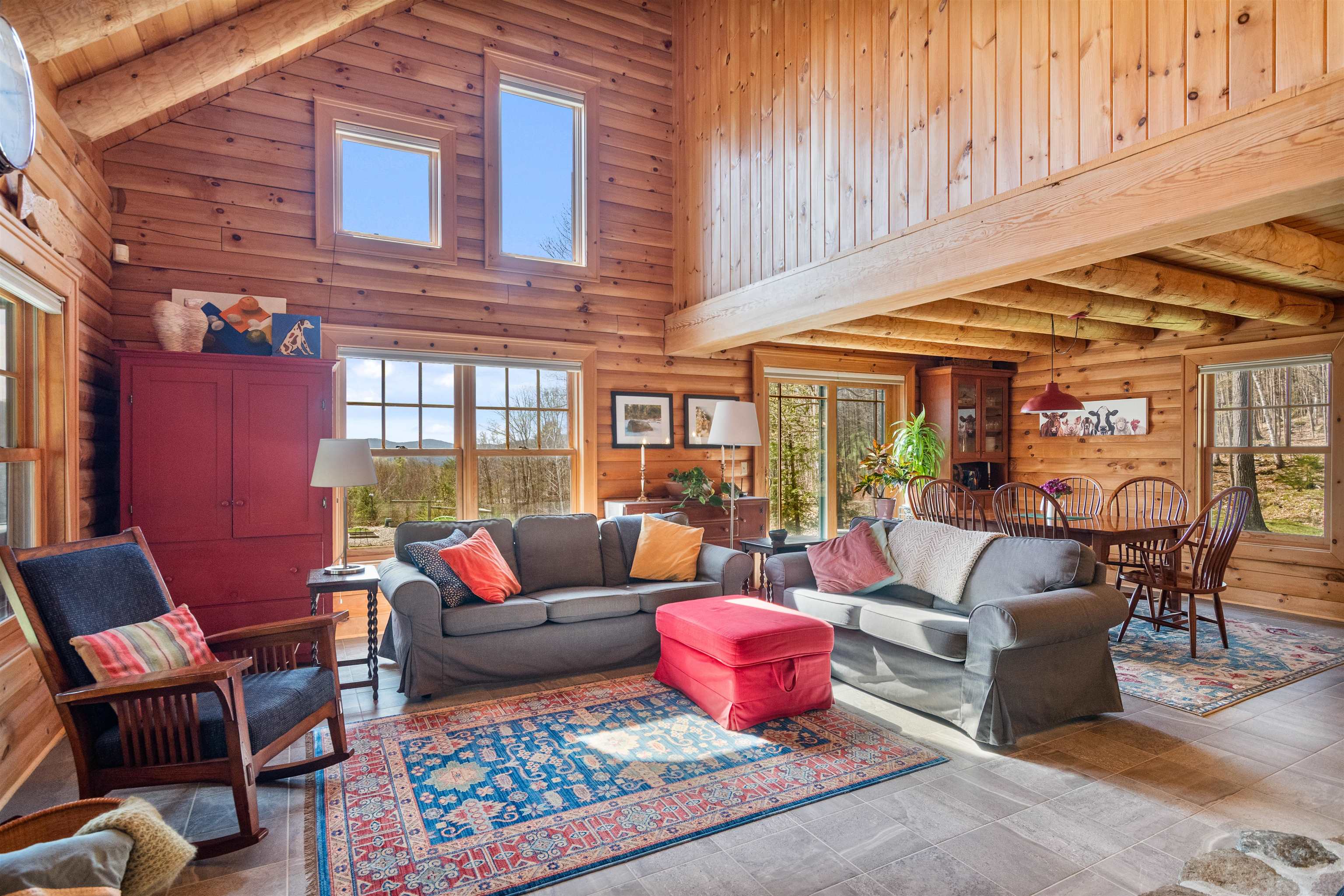 1011 Happy Hollow Road
