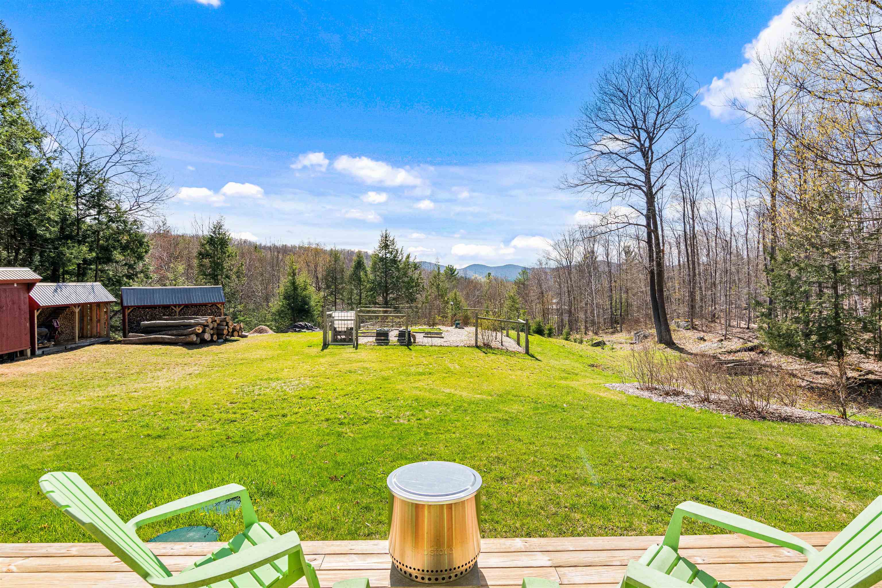 1011 Happy Hollow Road