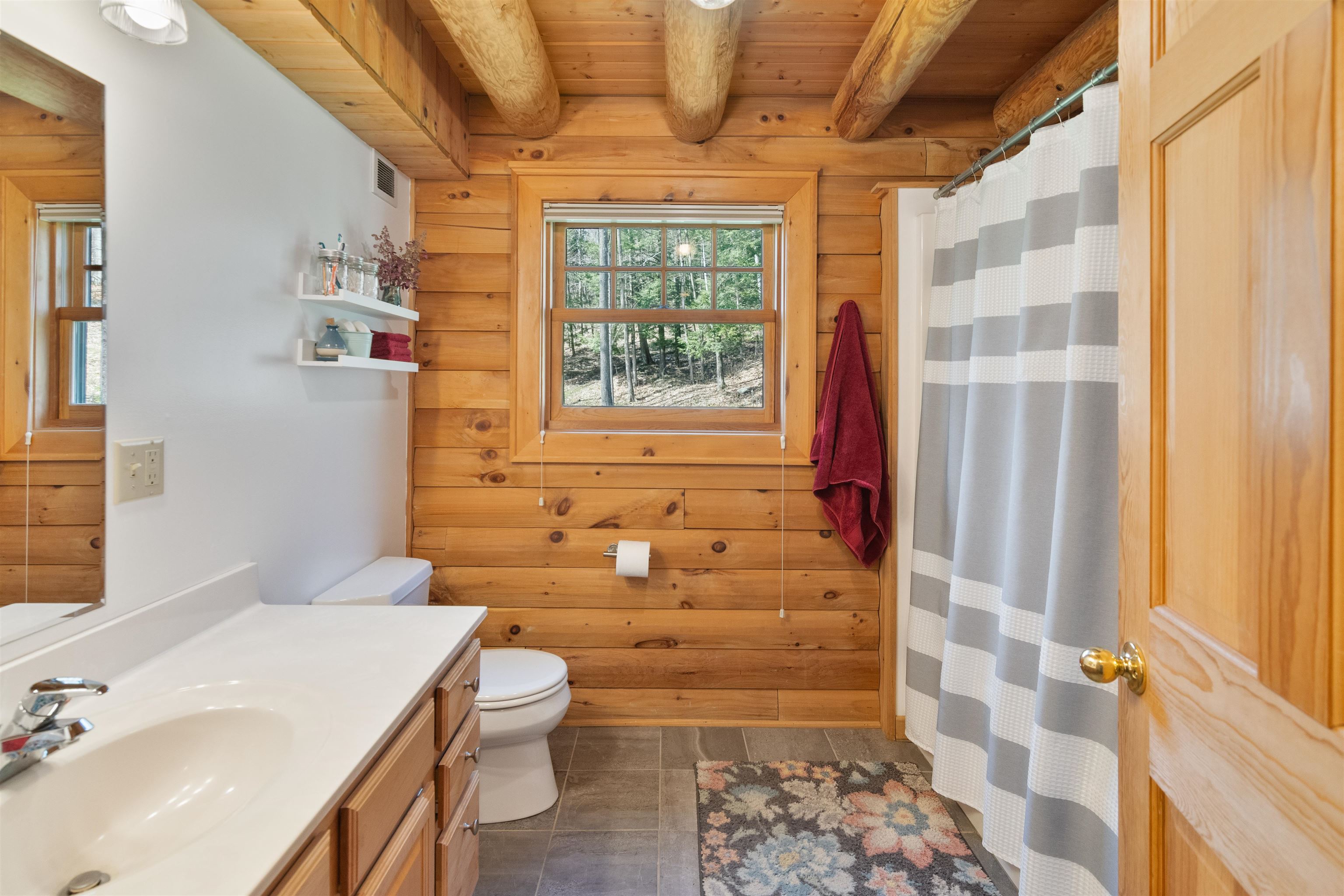 1011 Happy Hollow Road