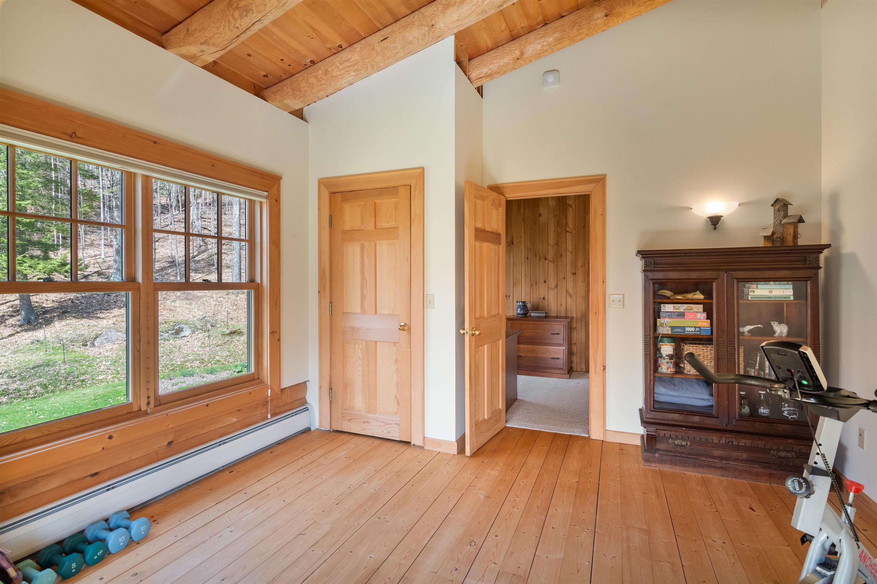 1011 Happy Hollow Road