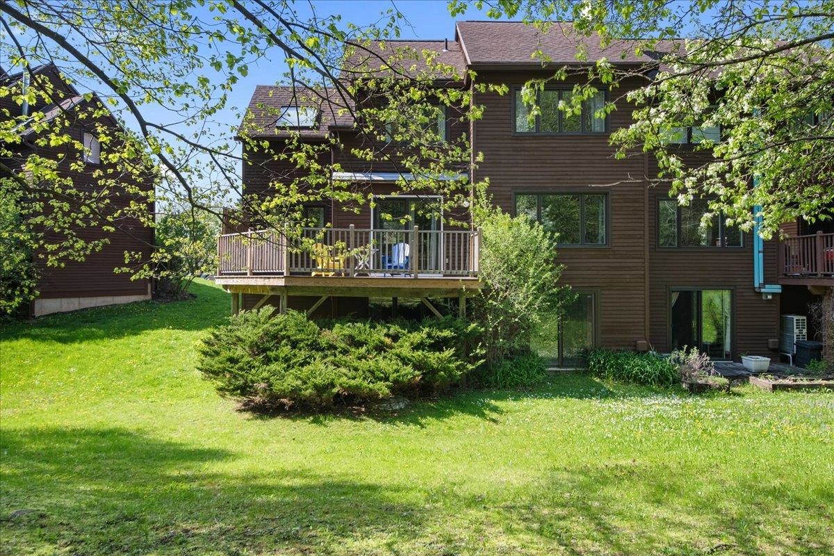 486 Acorn Lane Unit: L4
