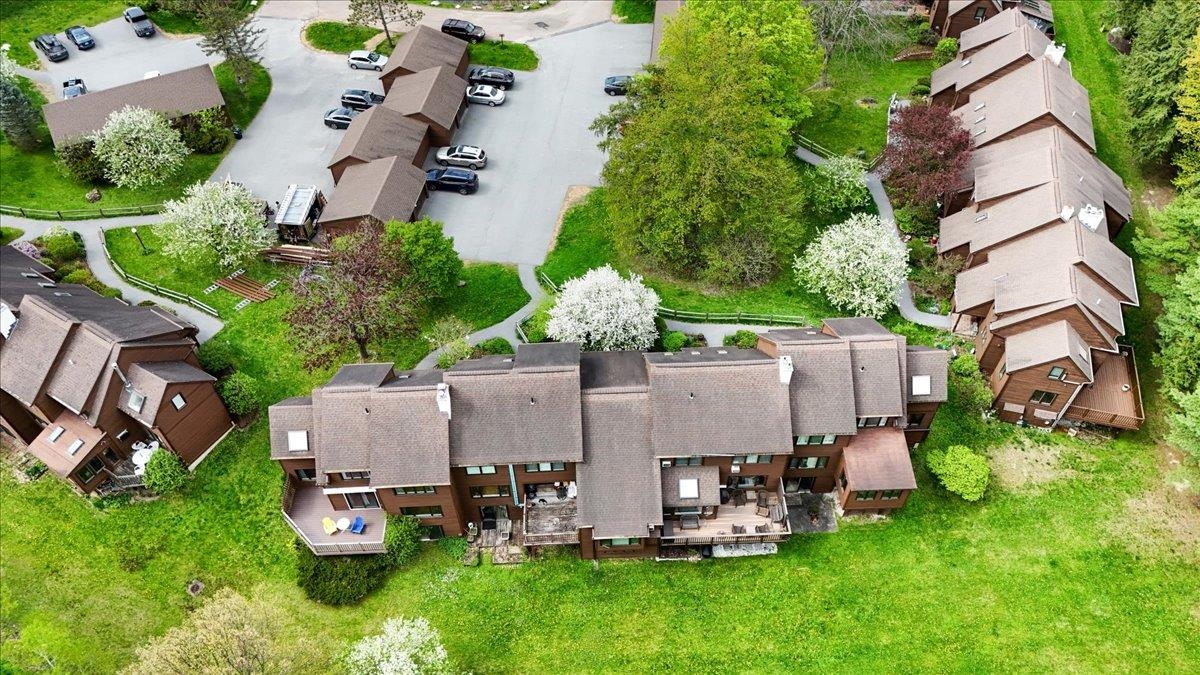 486 Acorn Lane Unit: L4