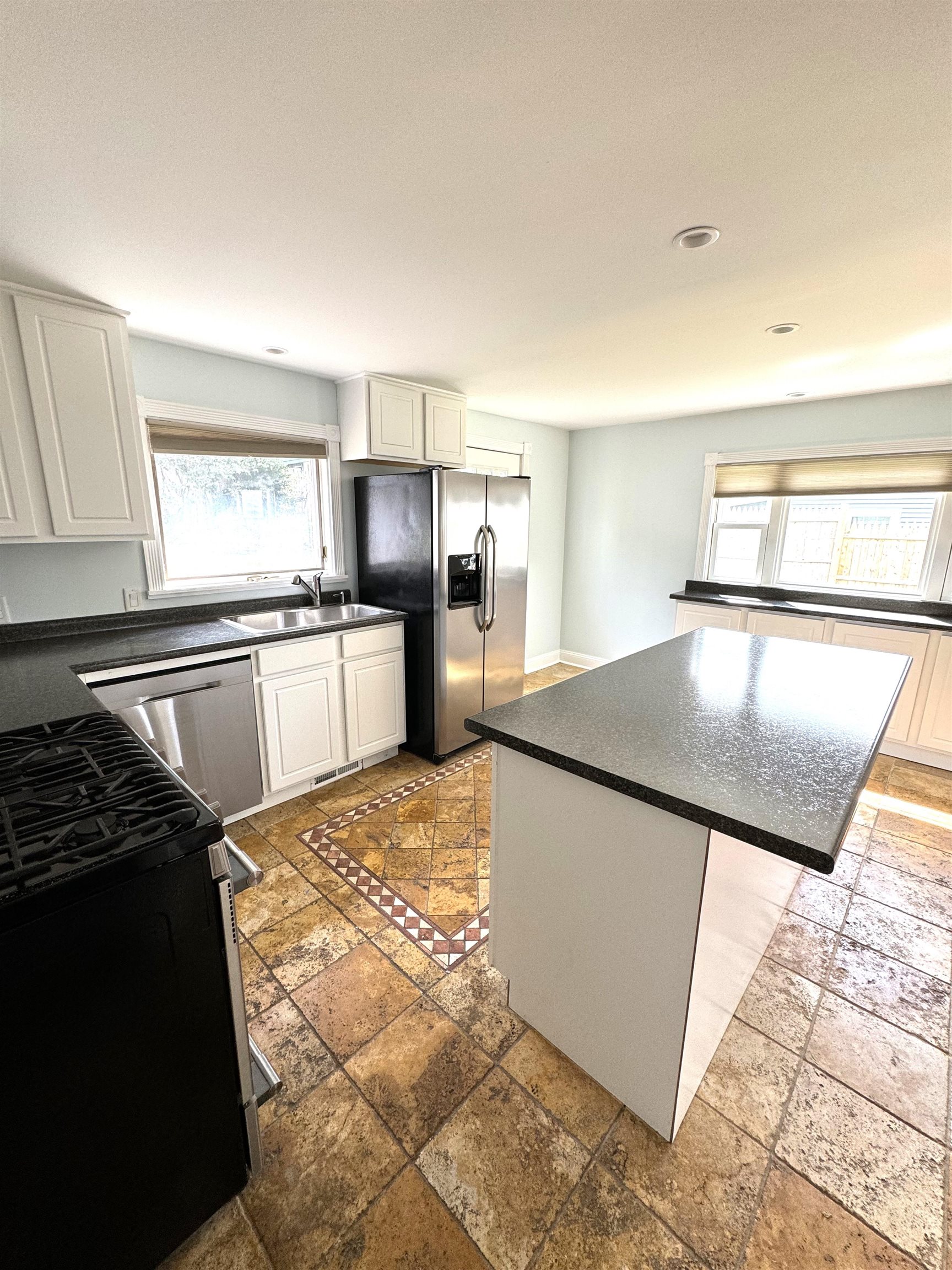 882 East Lakeshore Drive Unit: 15