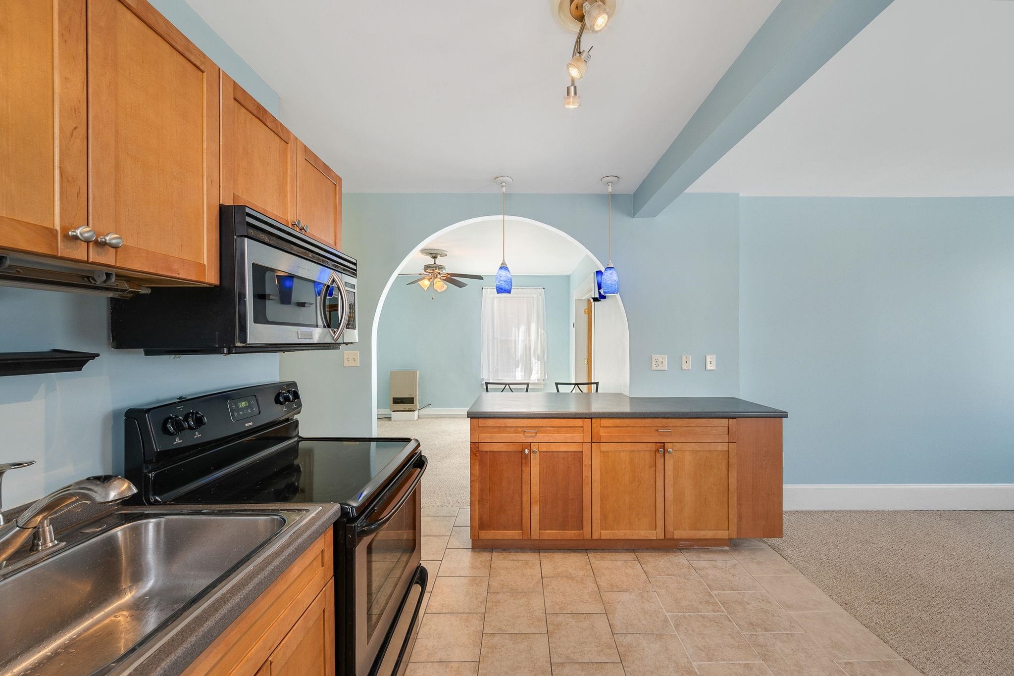 32 South Main Street Unit: 5