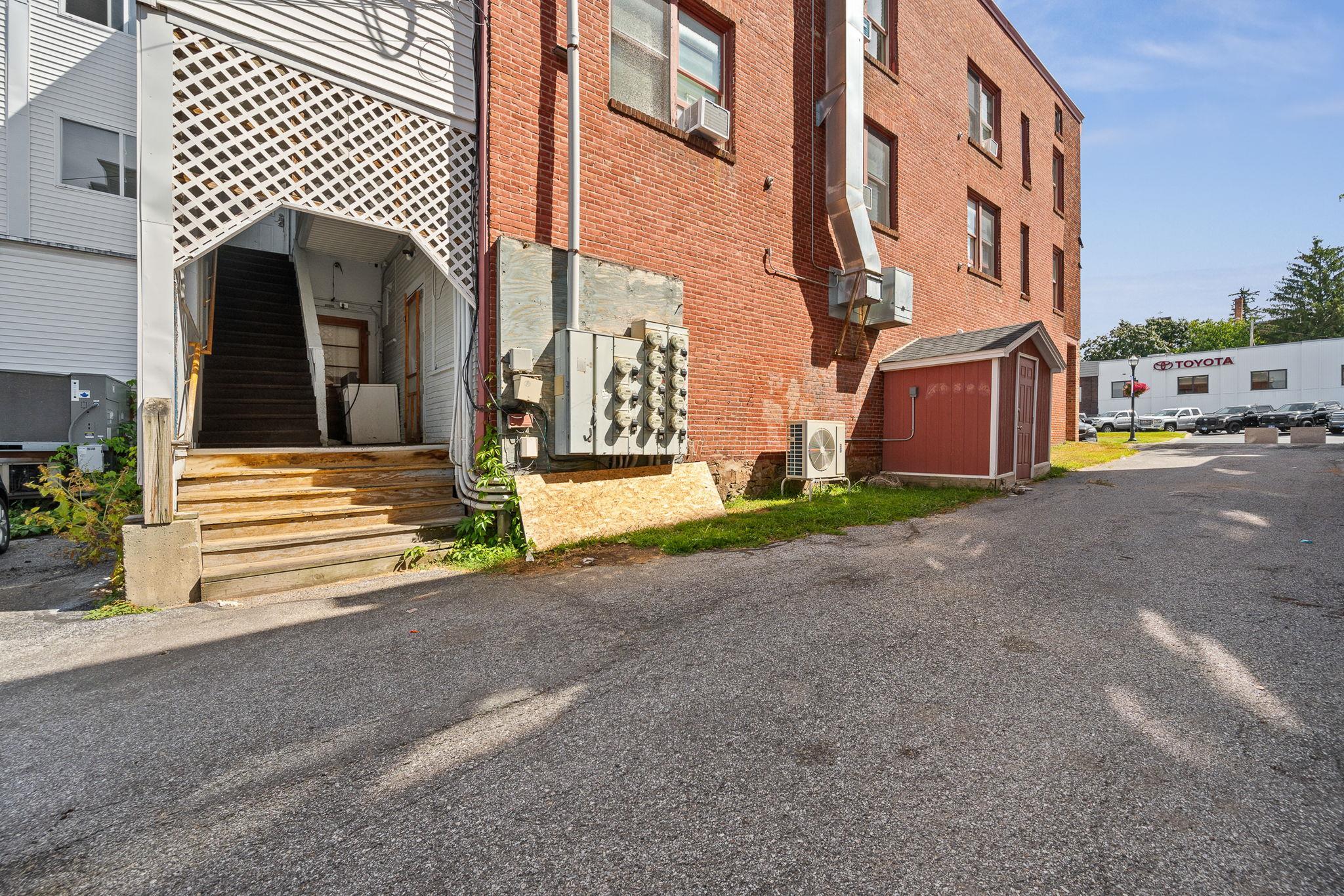 32 South Main Street Unit: 5