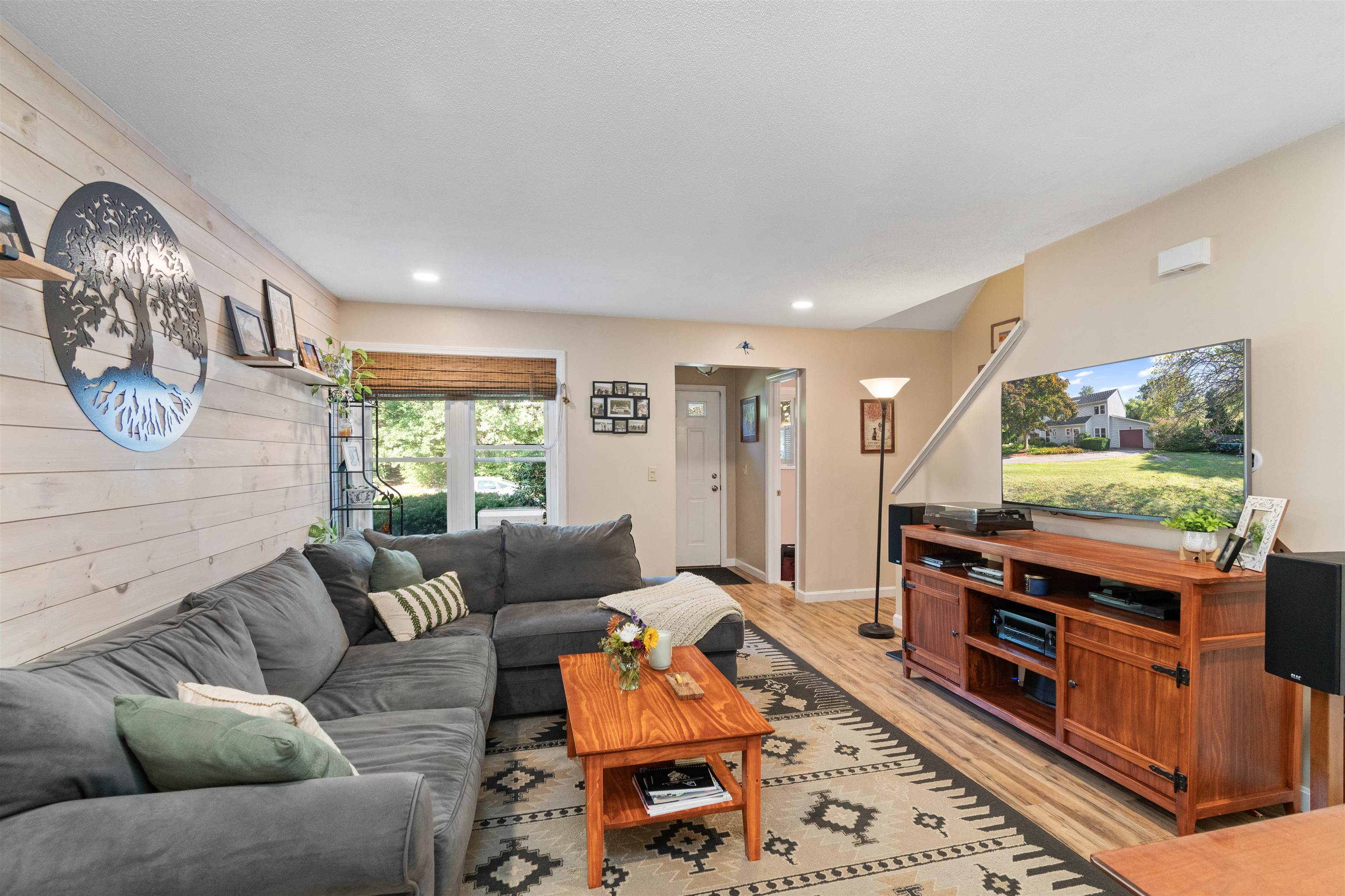 125 Grey Birch Drive