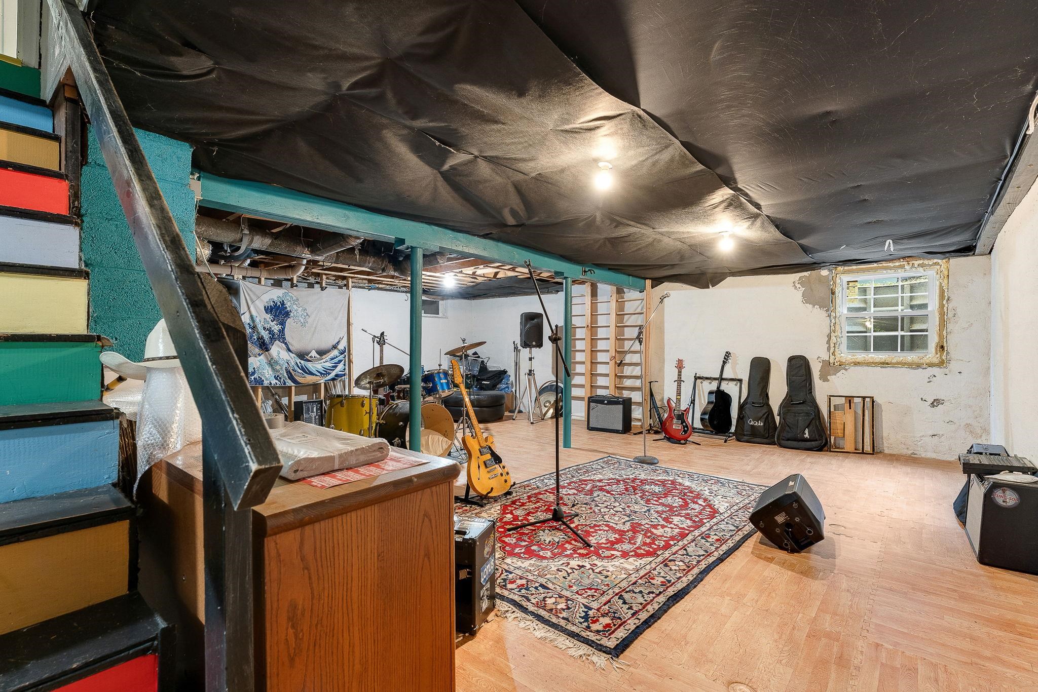 149 Woodbury Road