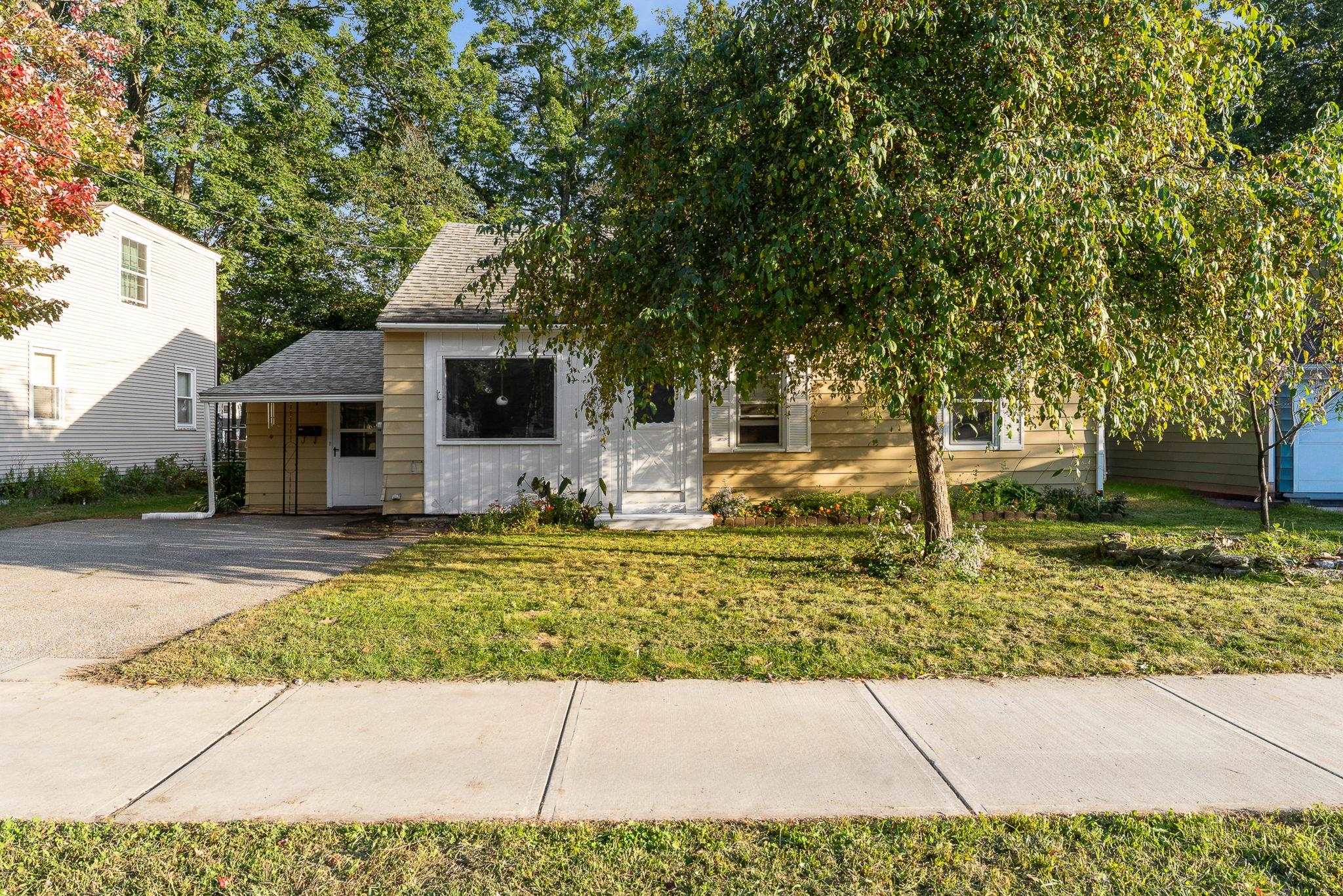 149 Woodbury Road