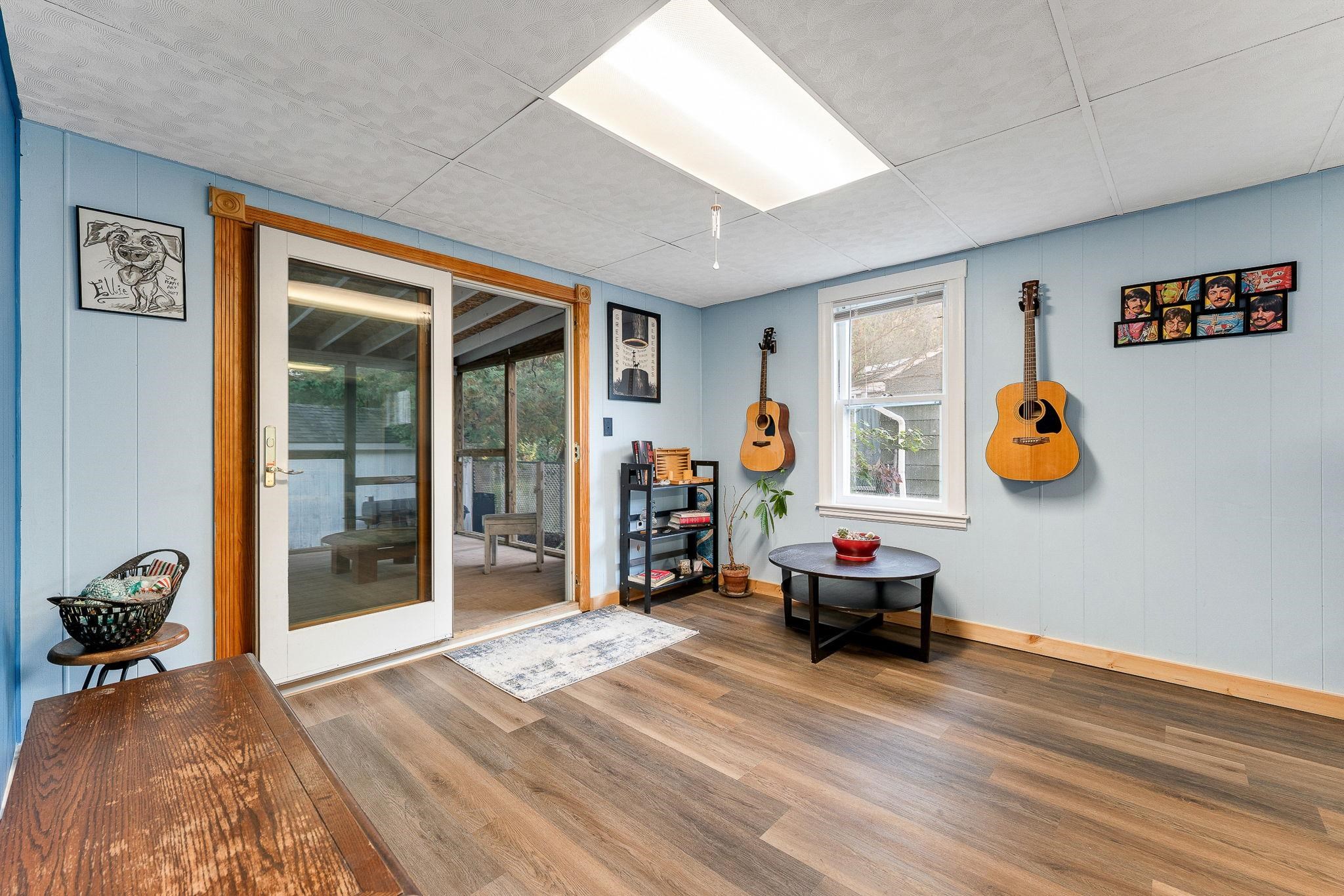 149 Woodbury Road