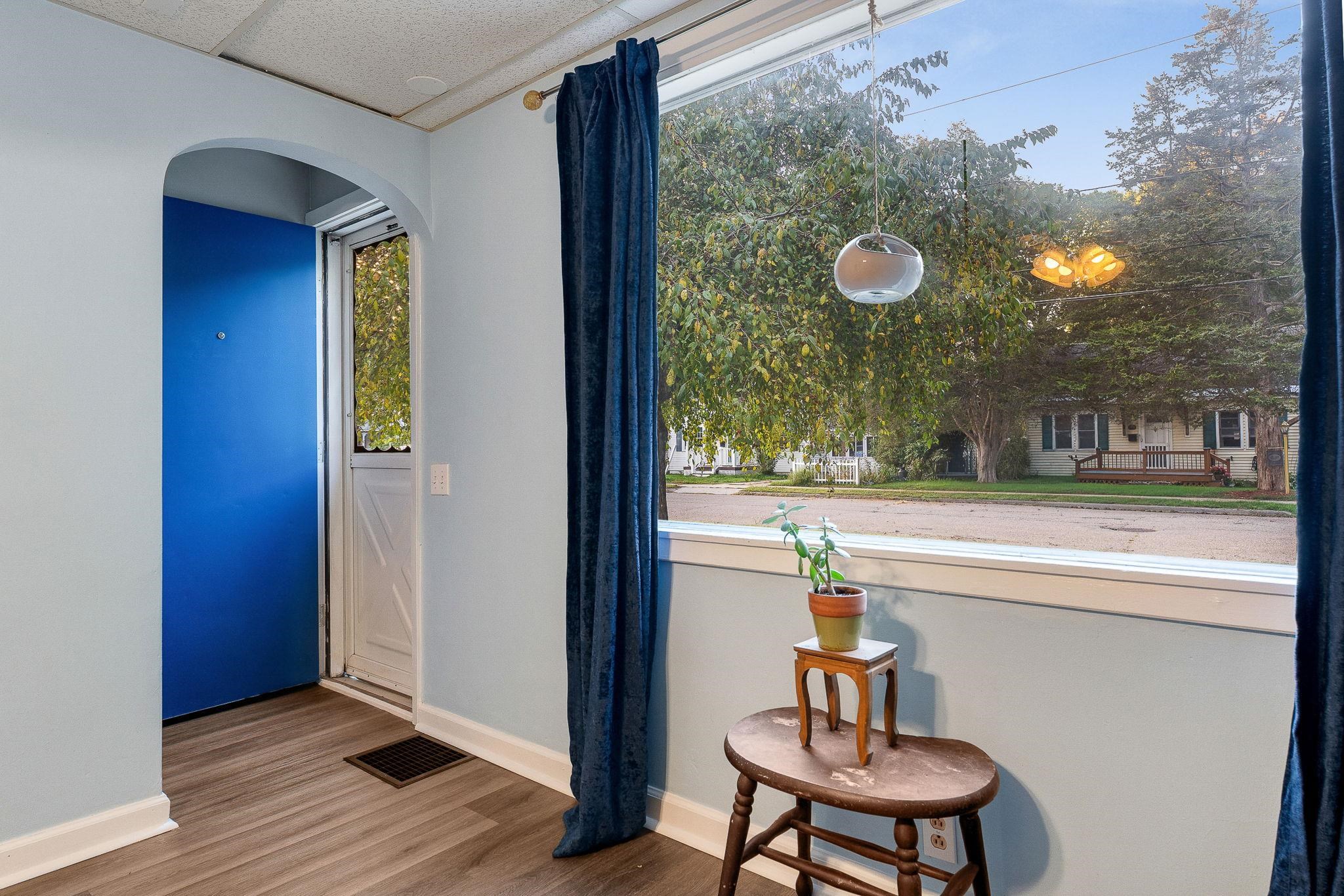 149 Woodbury Road