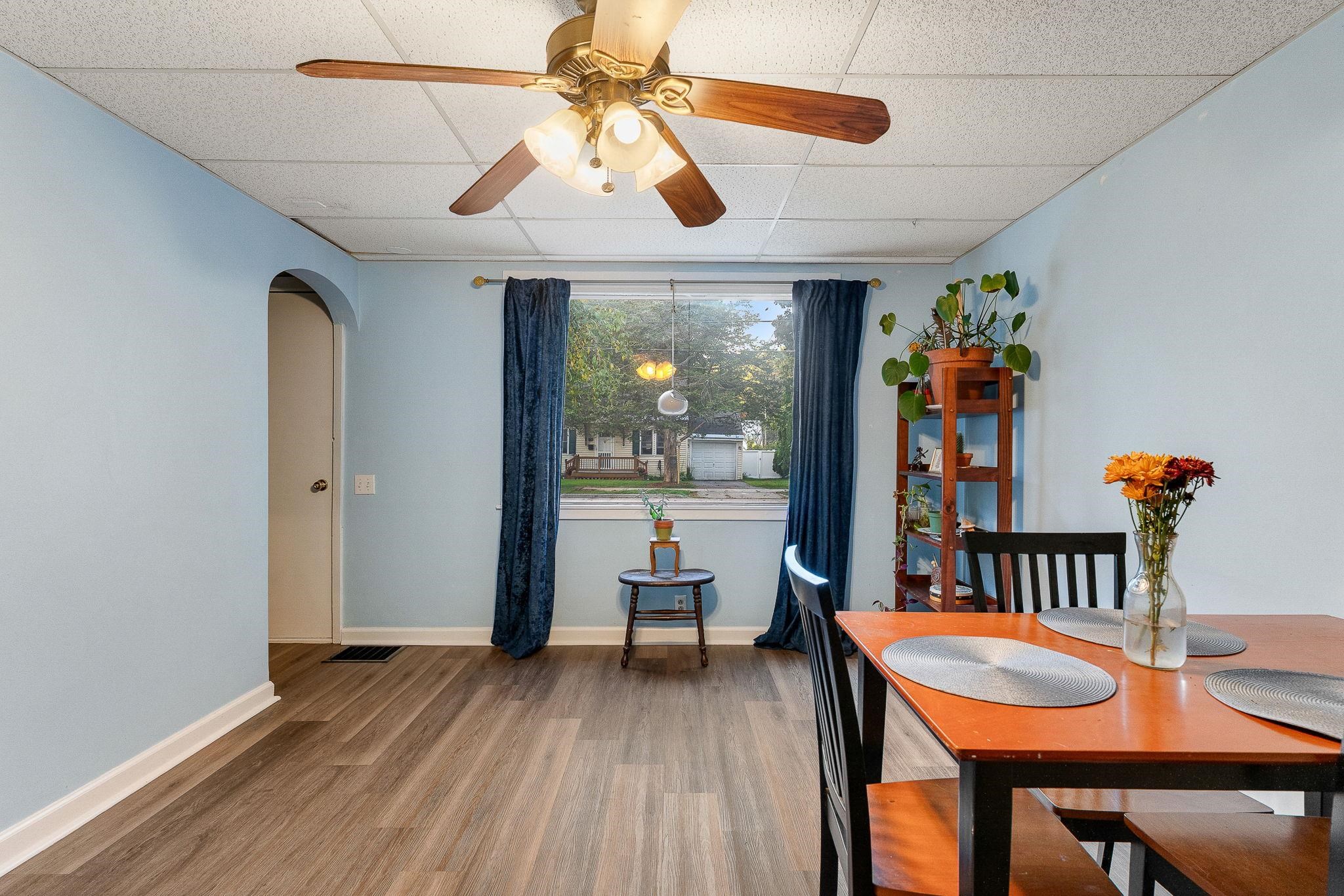 149 Woodbury Road