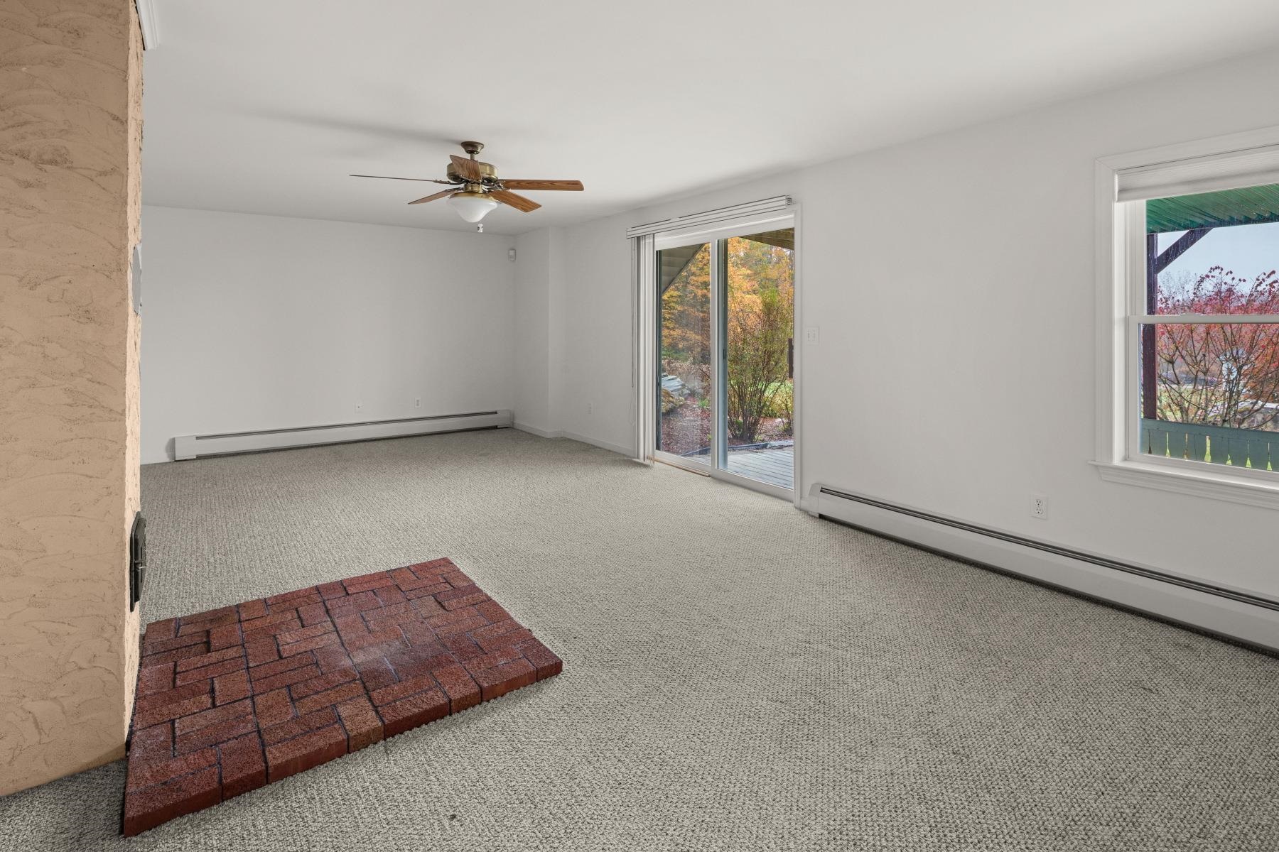 307 West Sleepy Hollow Road