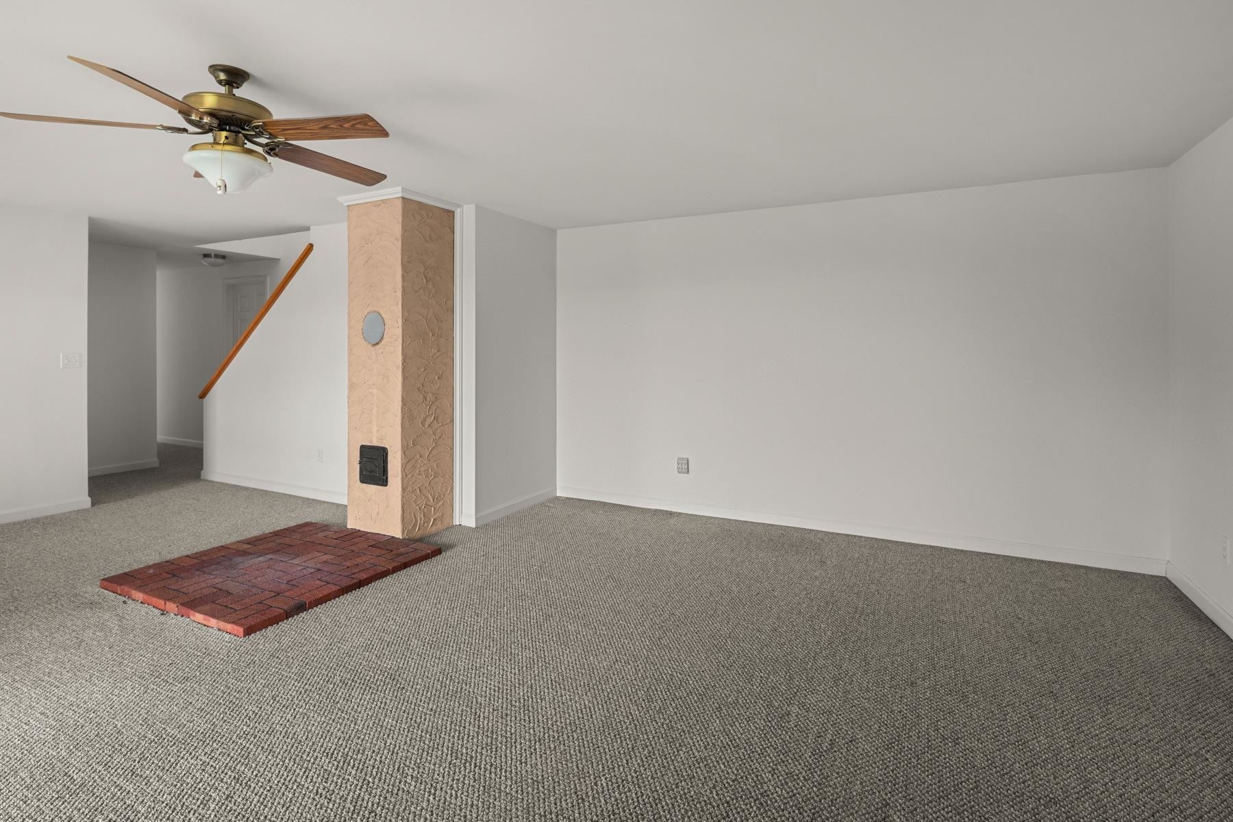 307 West Sleepy Hollow Road