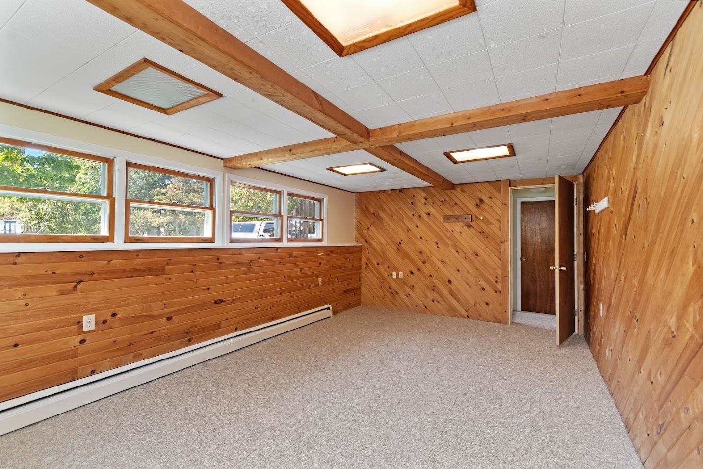 37 Mountain View Boulevard