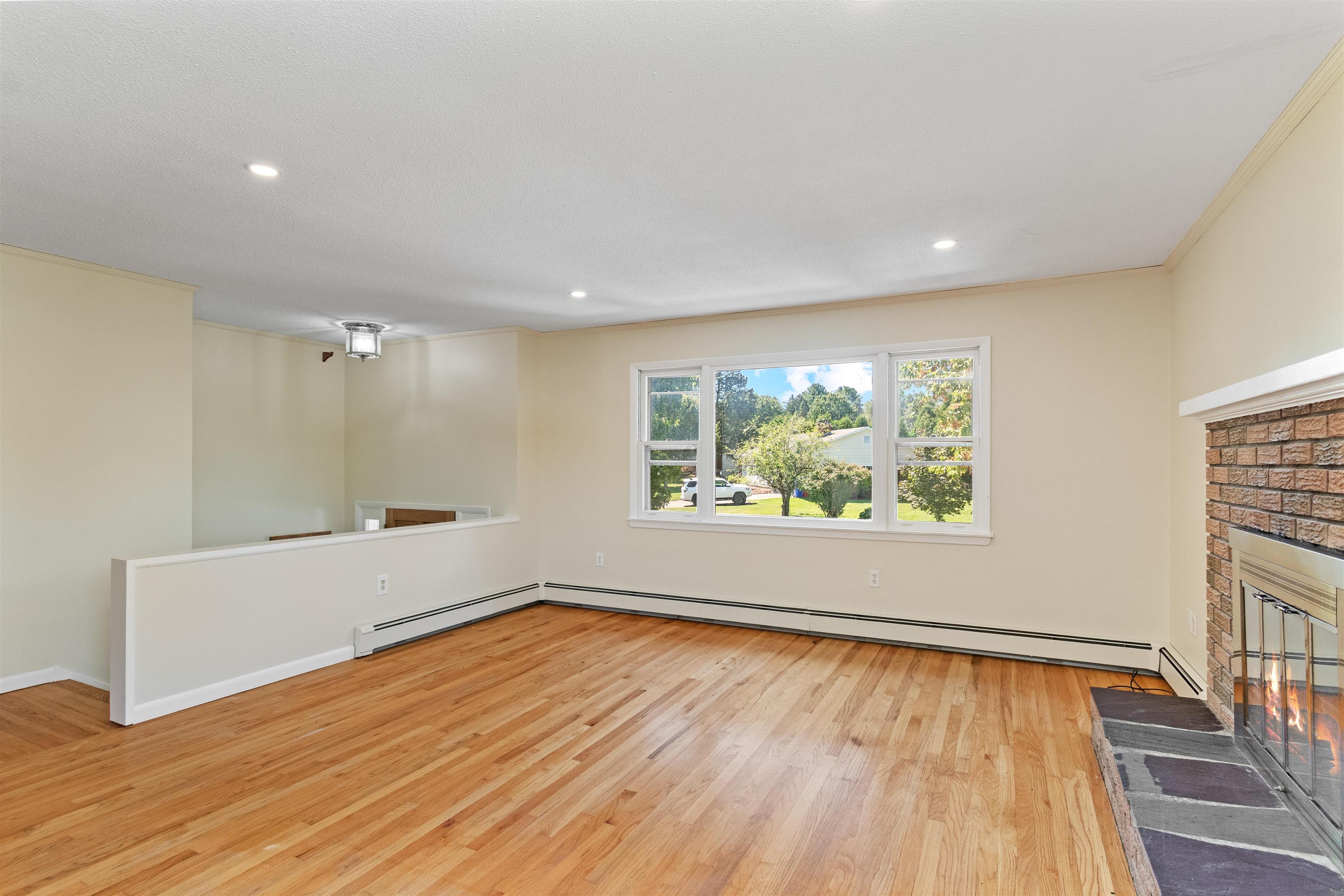 37 Mountain View Boulevard