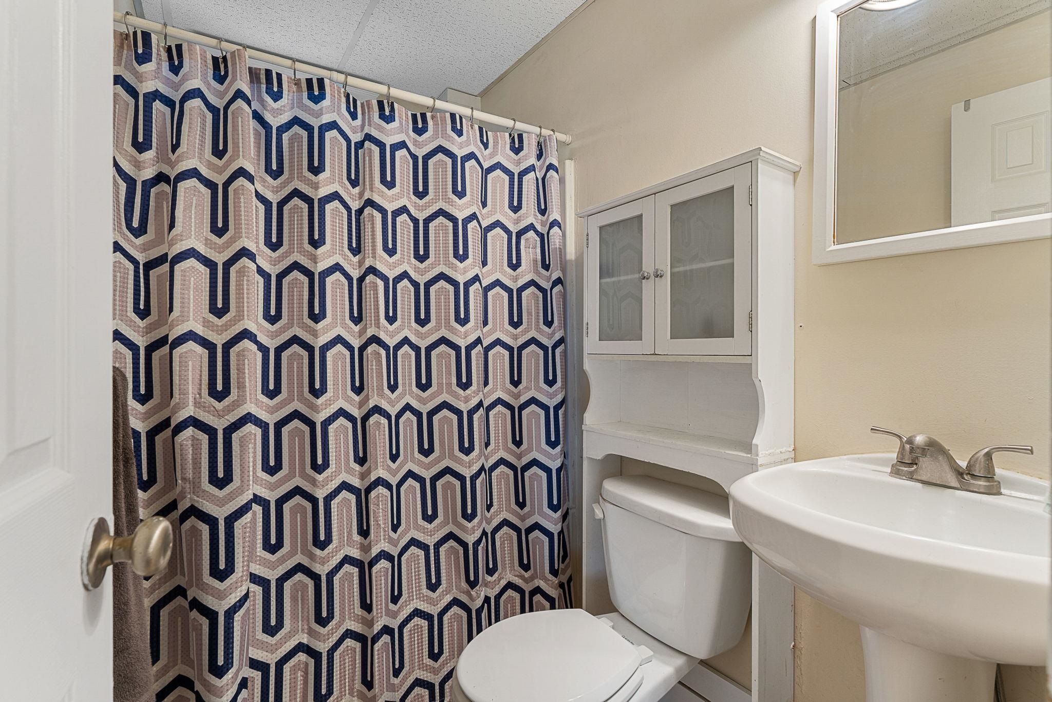 32 South Main Street Unit: 9